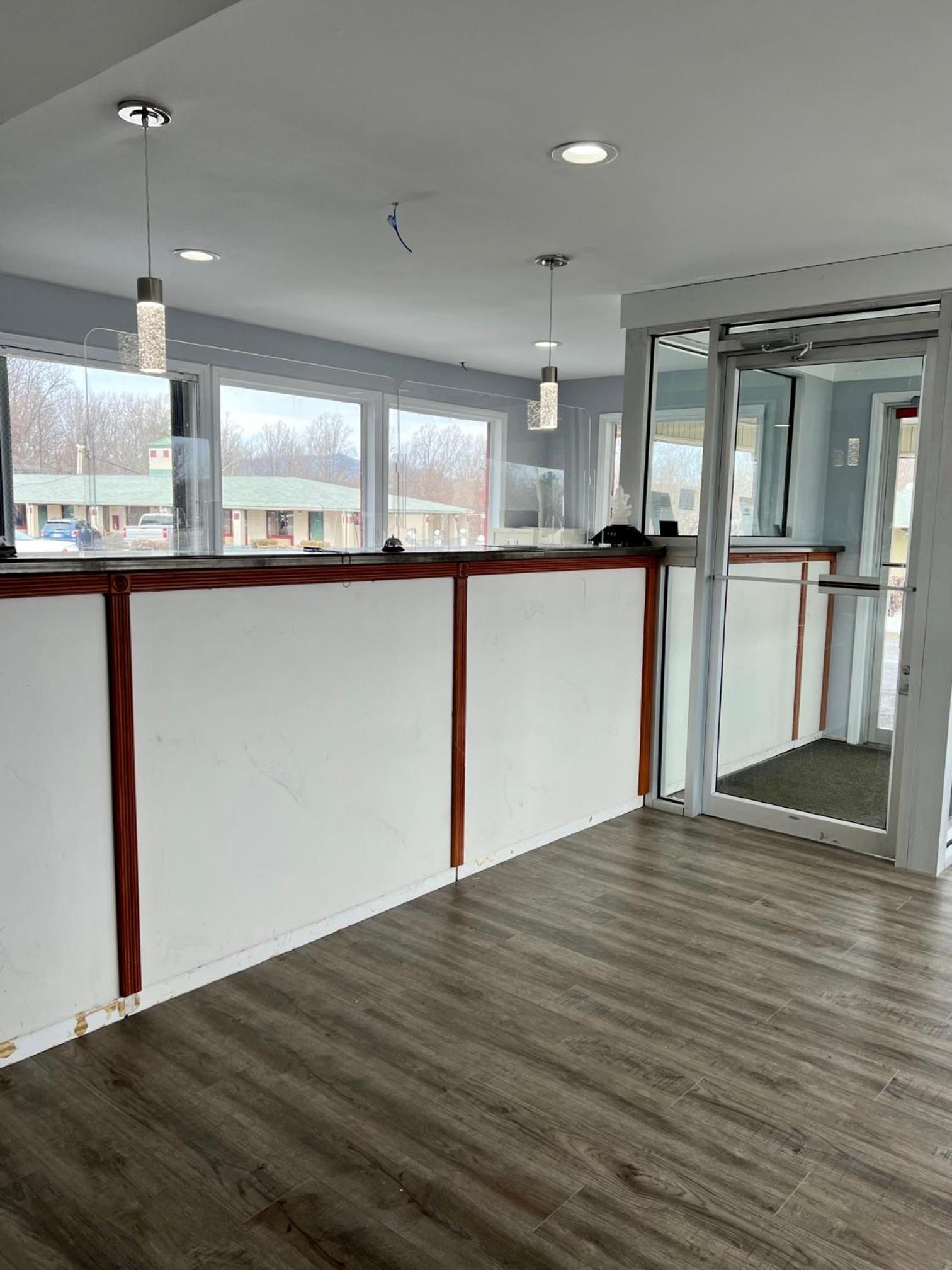 Knights Inn Madison Heights view 2