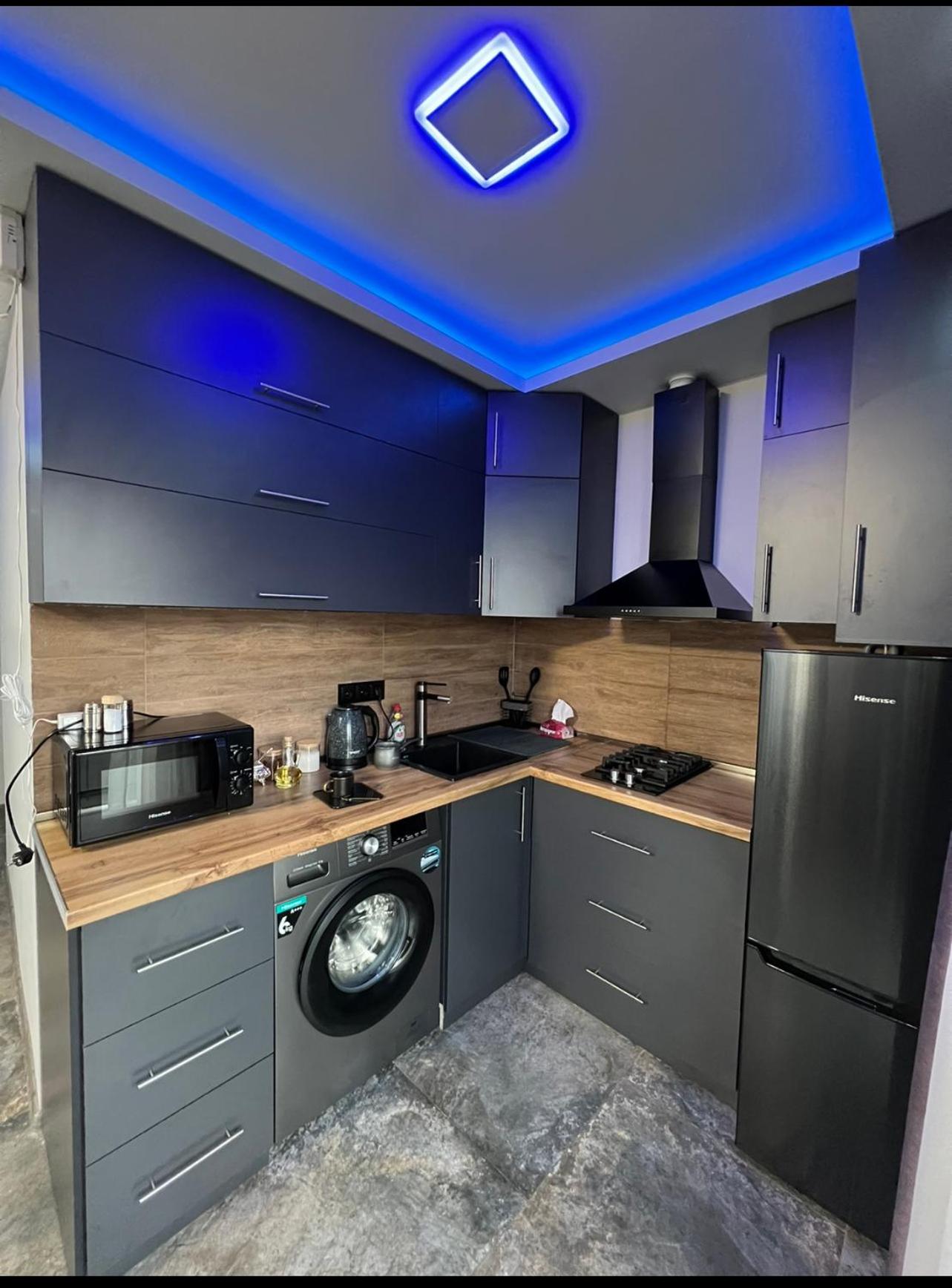 Designed Apartment with French Balcony SELF CHECK IN