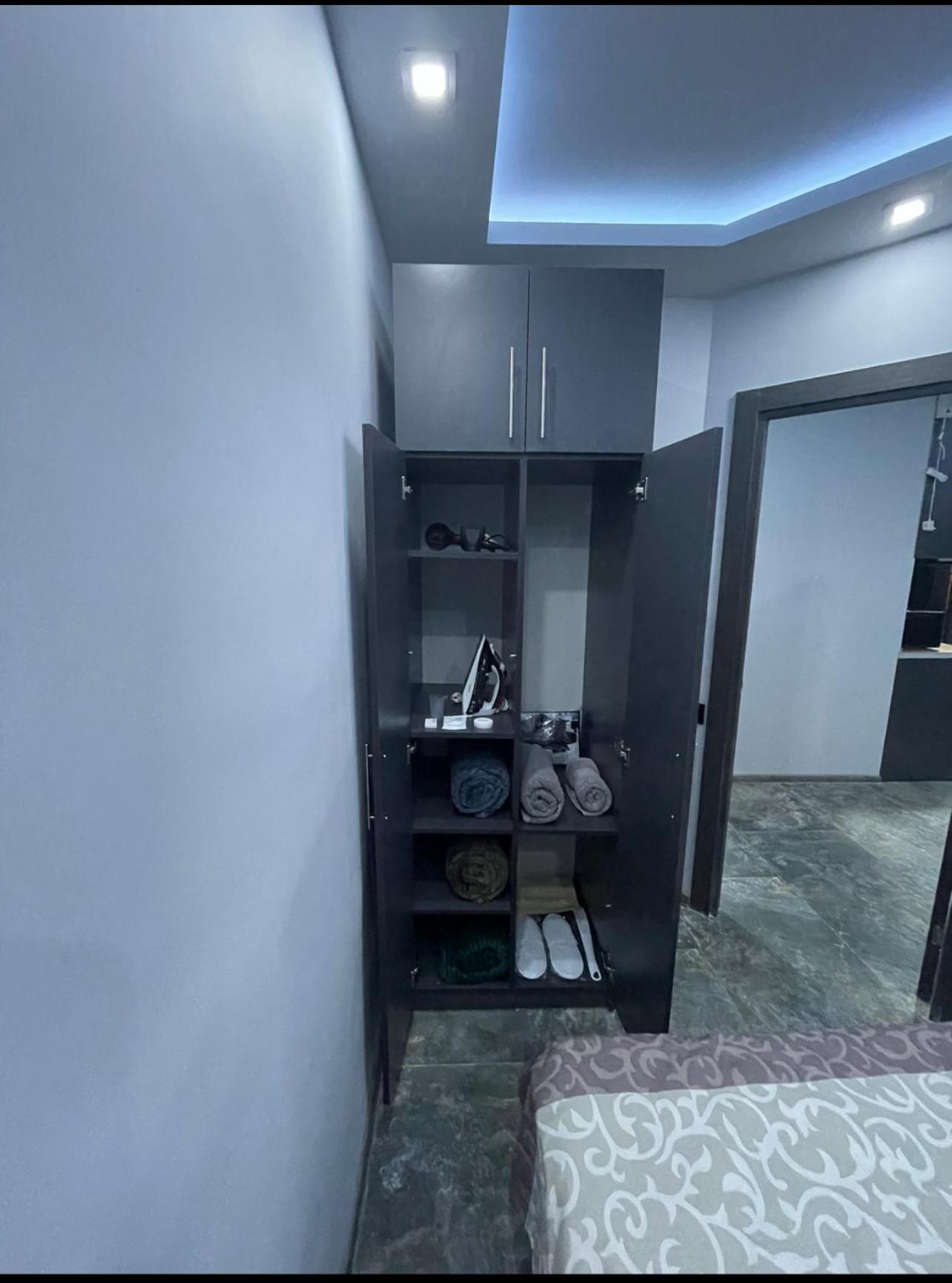 Designed Apartment with French Balcony SELF CHECK IN