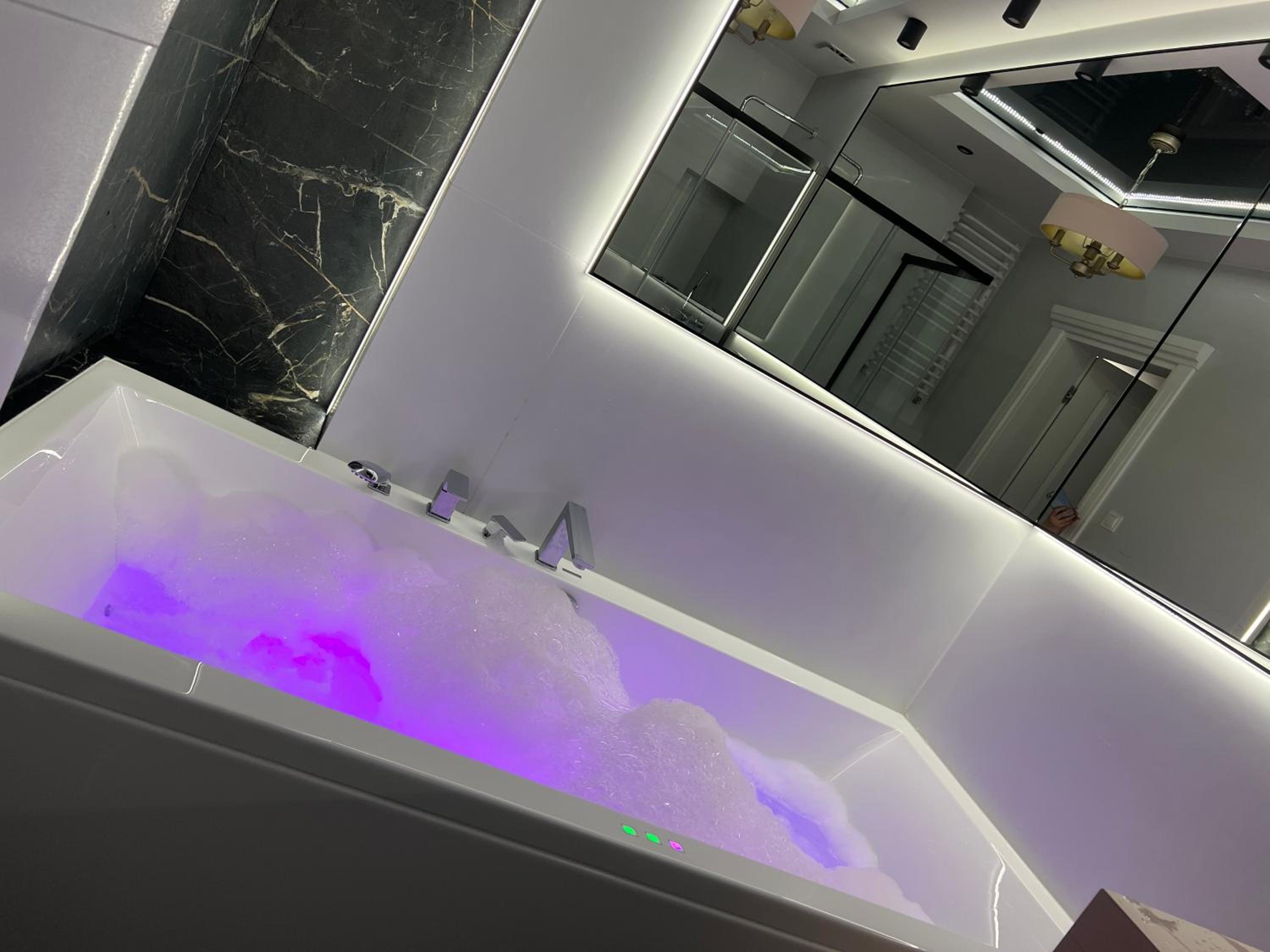 Apartament Primavera 2 z Sauną i Jacuzzi view 4