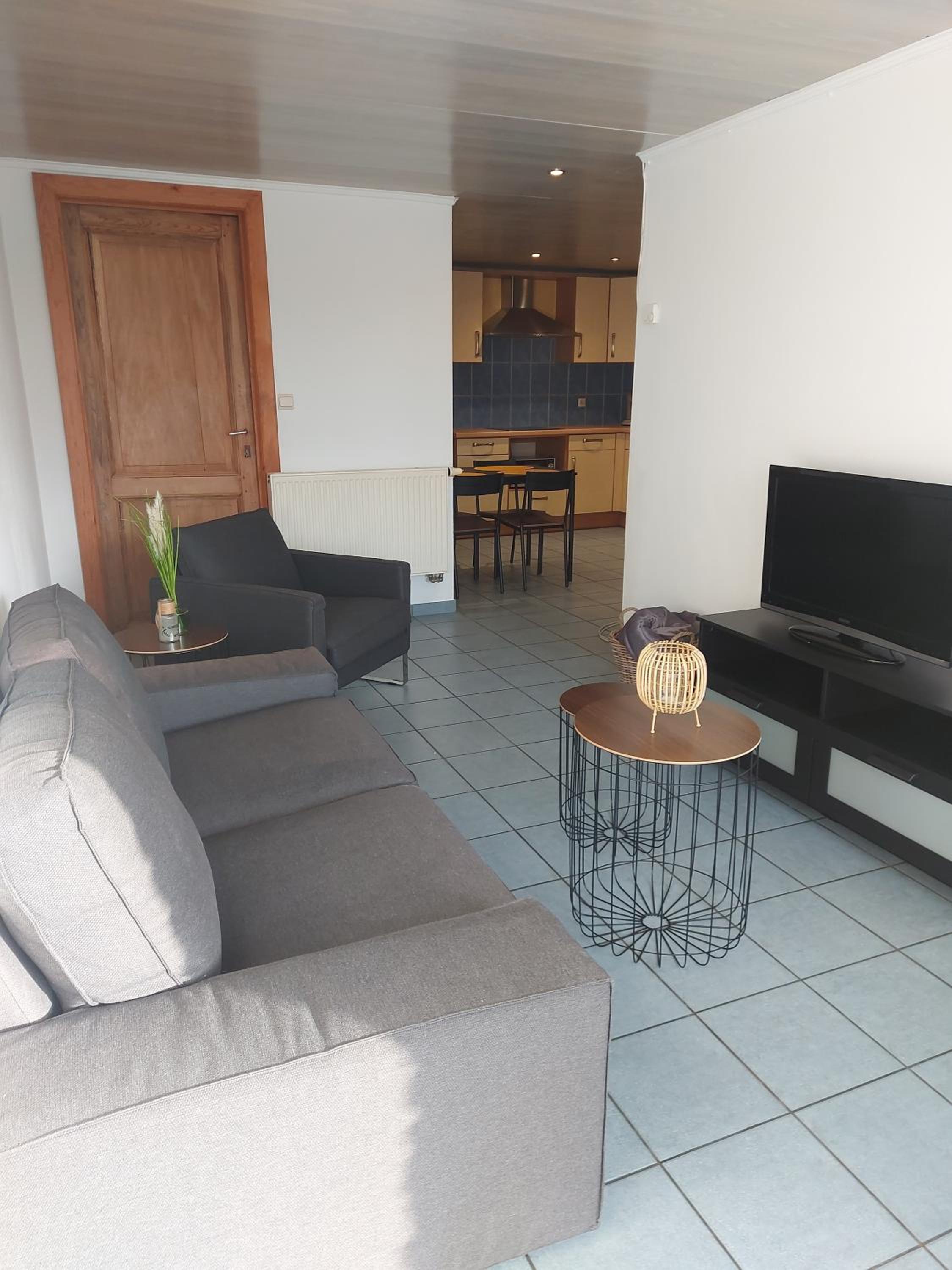 appartement rdc plein centre avec terrasse view 4
