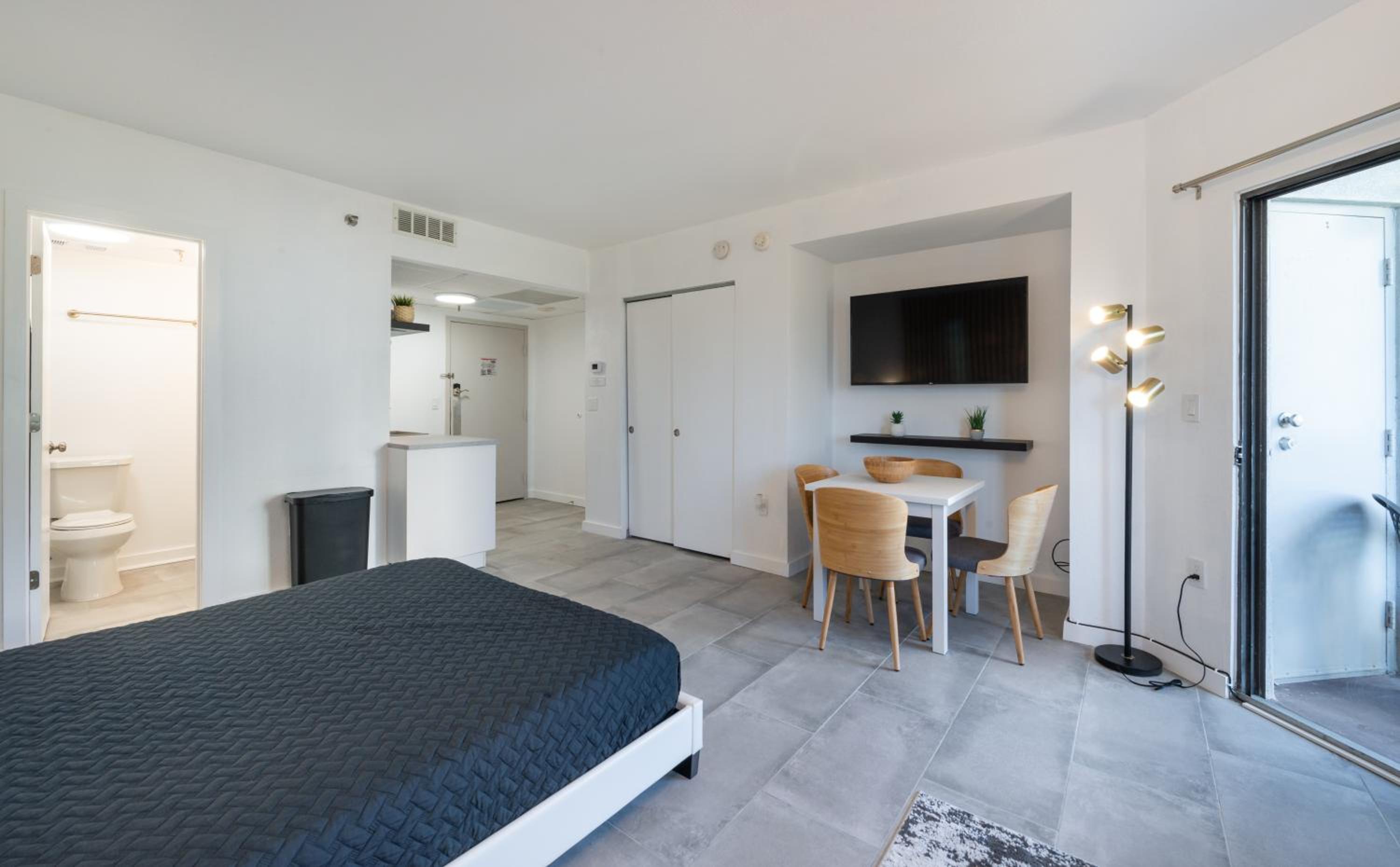 hotel room
