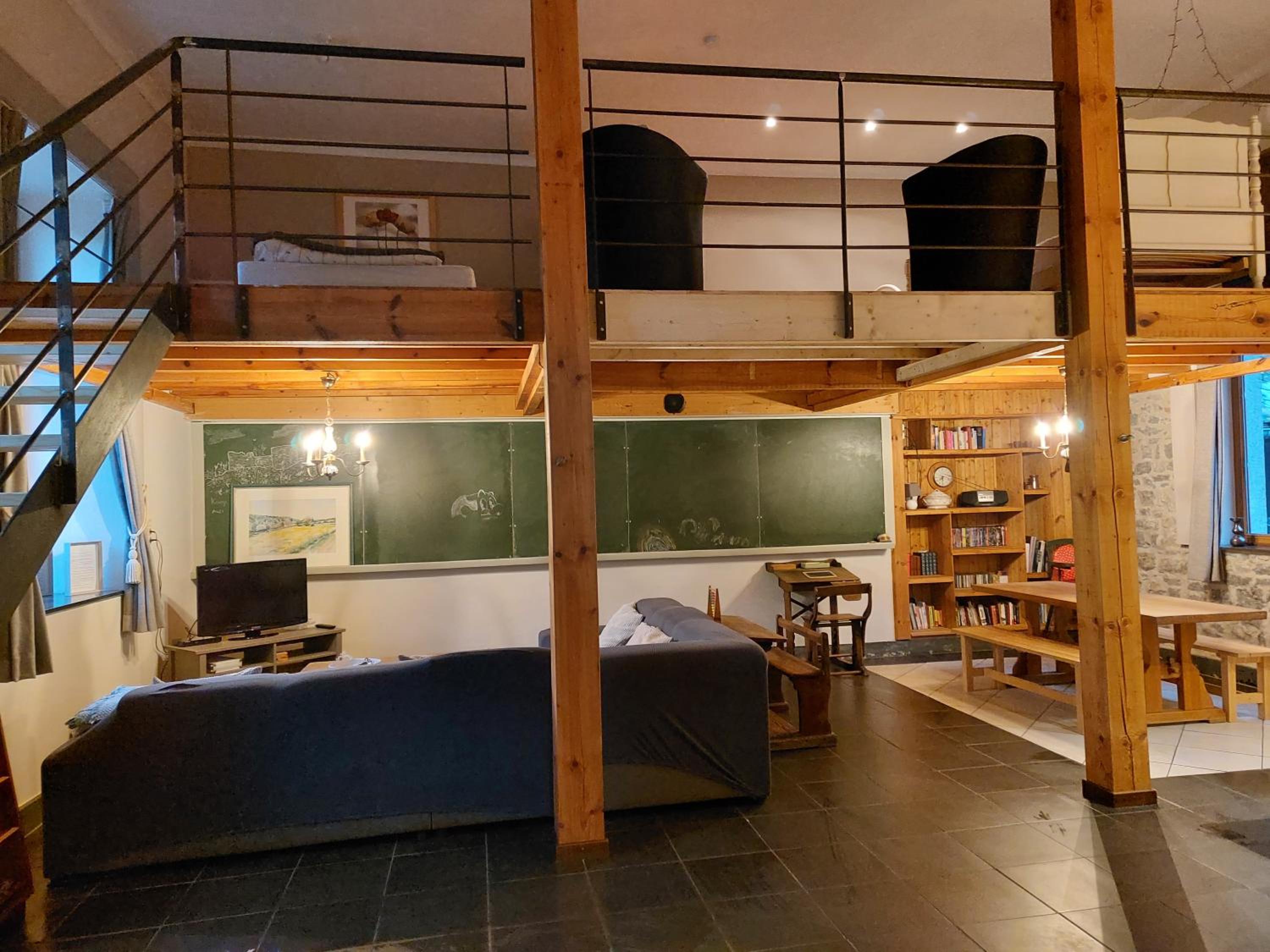 L'Ecole view 3