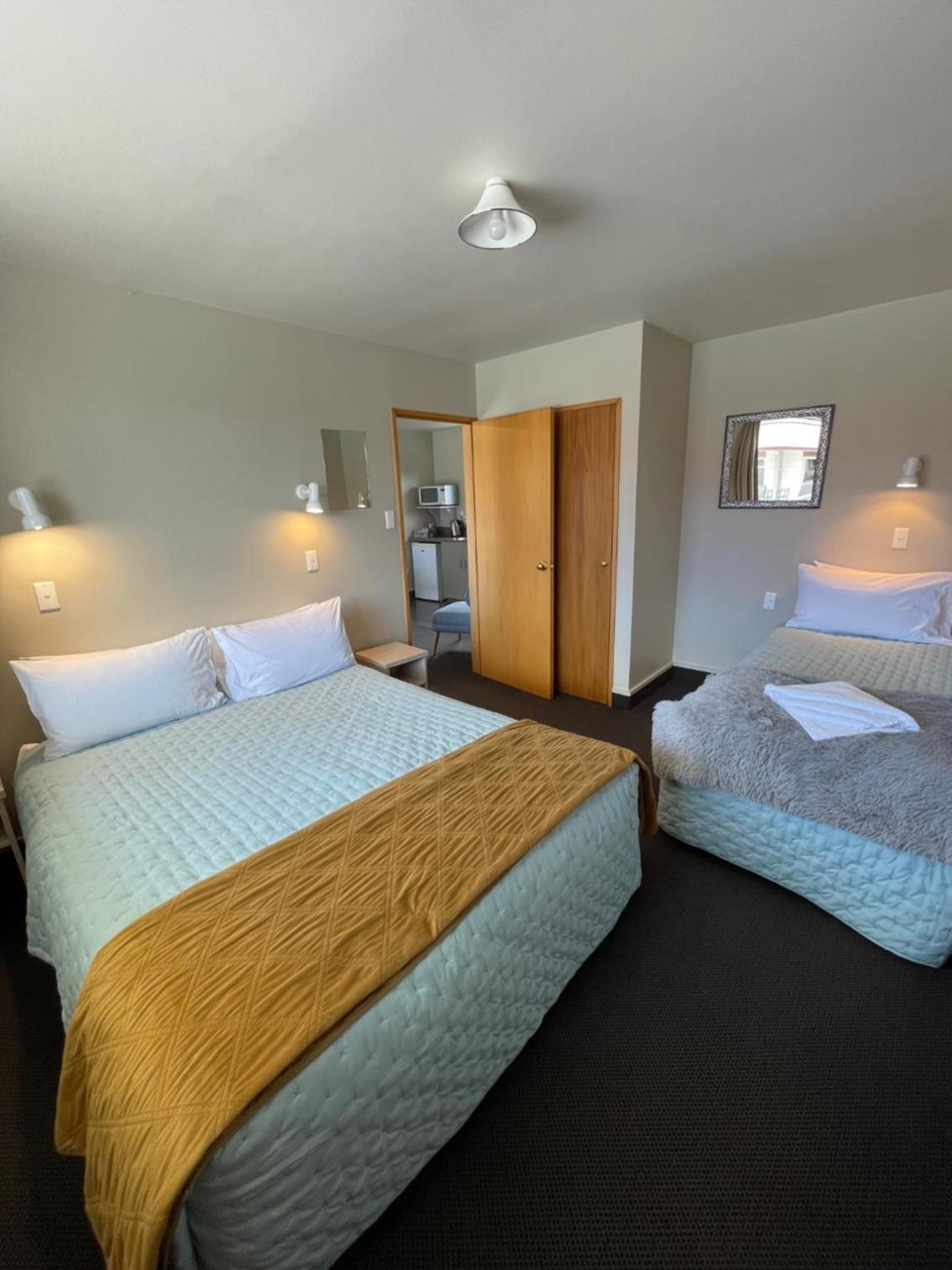 Sierra Motel and Apartments