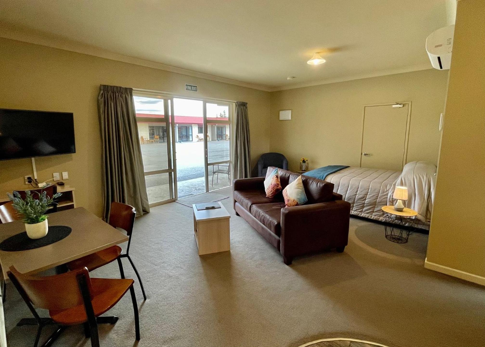 Sierra Motel and Apartments