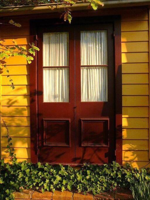 Dowling Cottage - tranquil haven in Blackheath