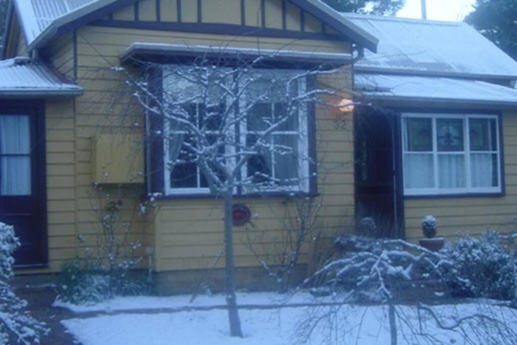 Dowling Cottage - tranquil haven in Blackheath