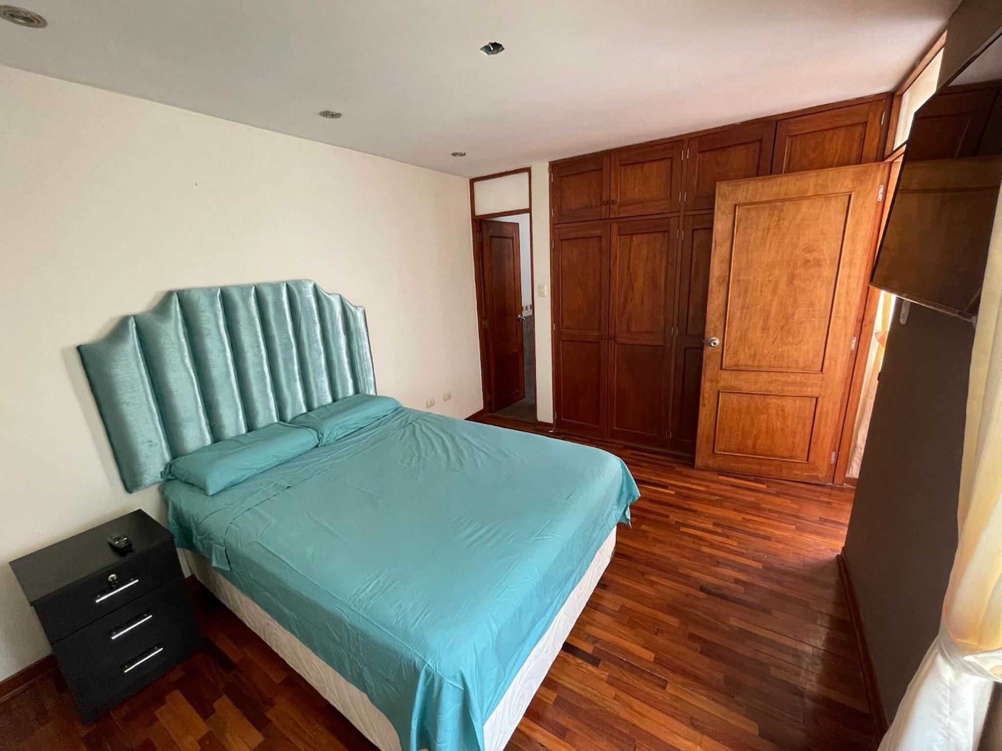 Exclusivo Apartamento en el corazón de Trujillo - 5to Piso view 3