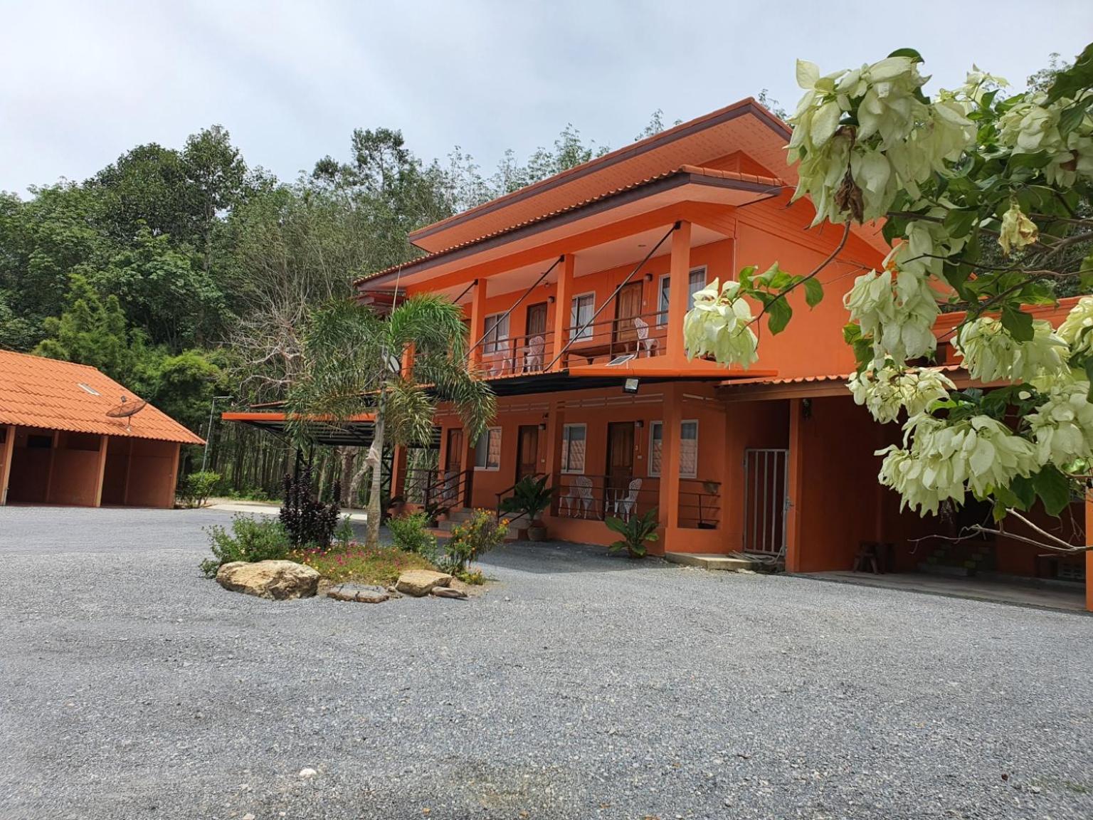 At Sichon Resort