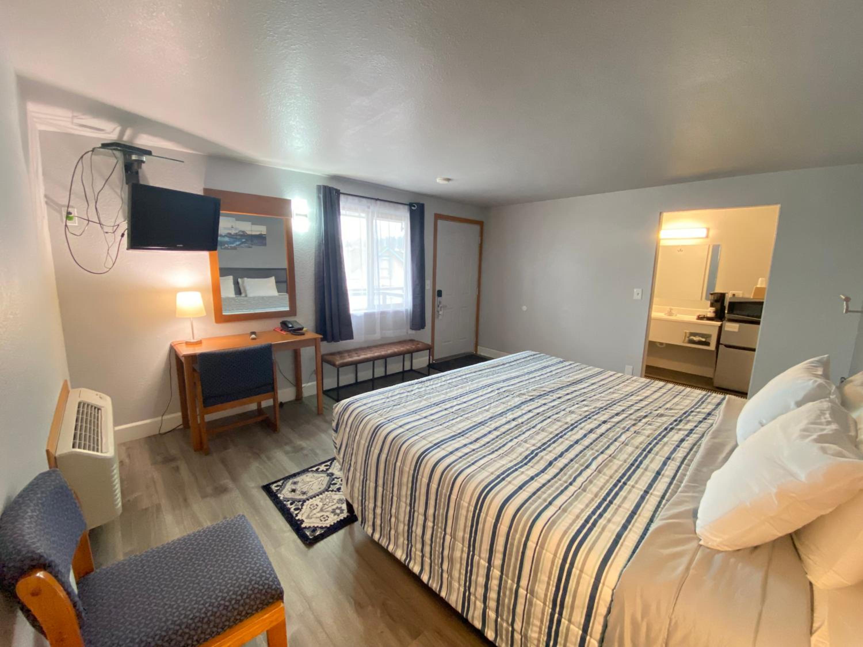Aircrest Motel