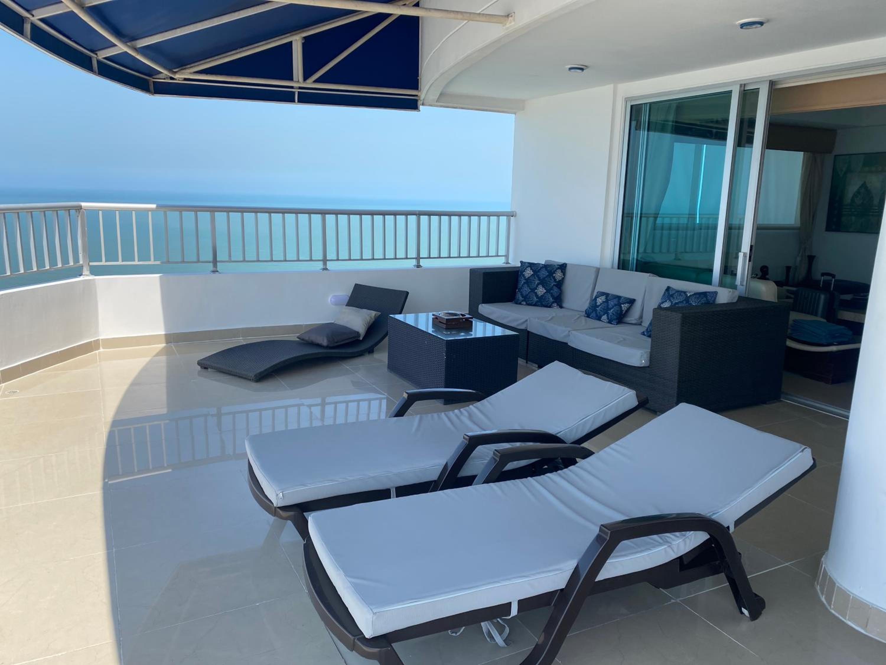 Palmetto Penthouse Deluxe Beautiful view and sunset floor 39