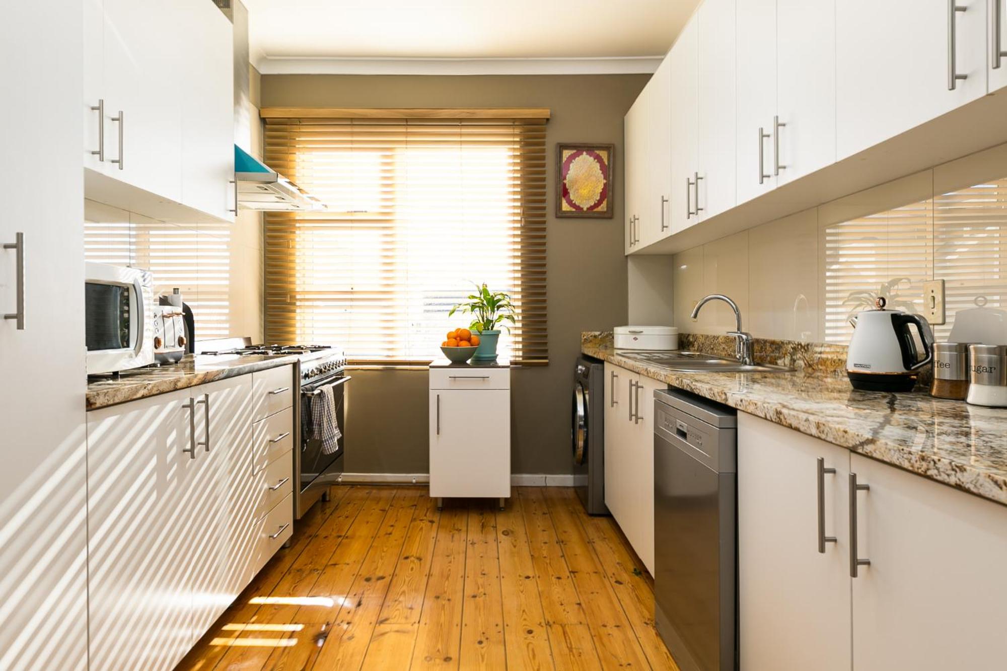 5 Bedroom 5 Bathroom Sea Point Villa with Secure Parking view 3