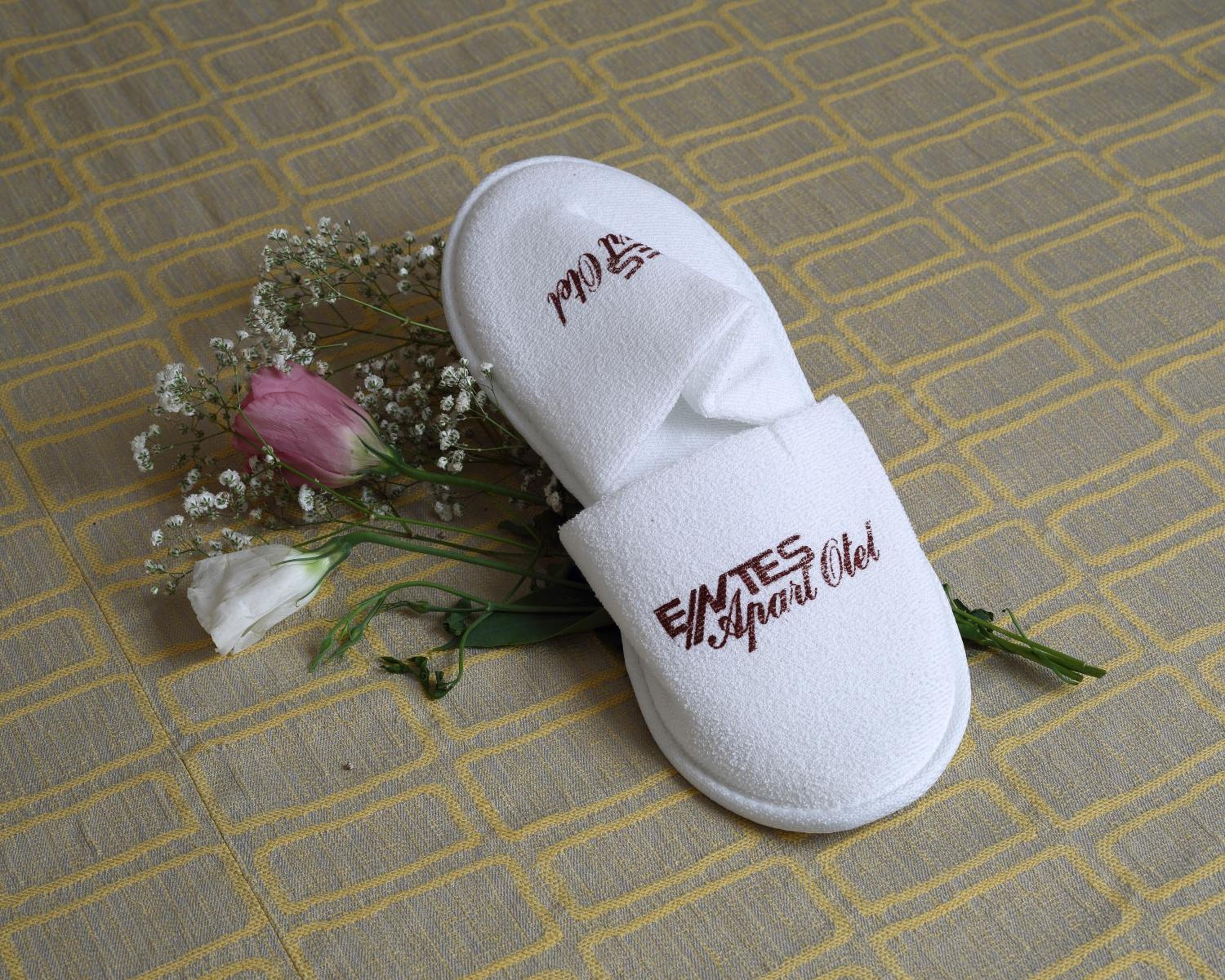 Entes Apart - Image 46