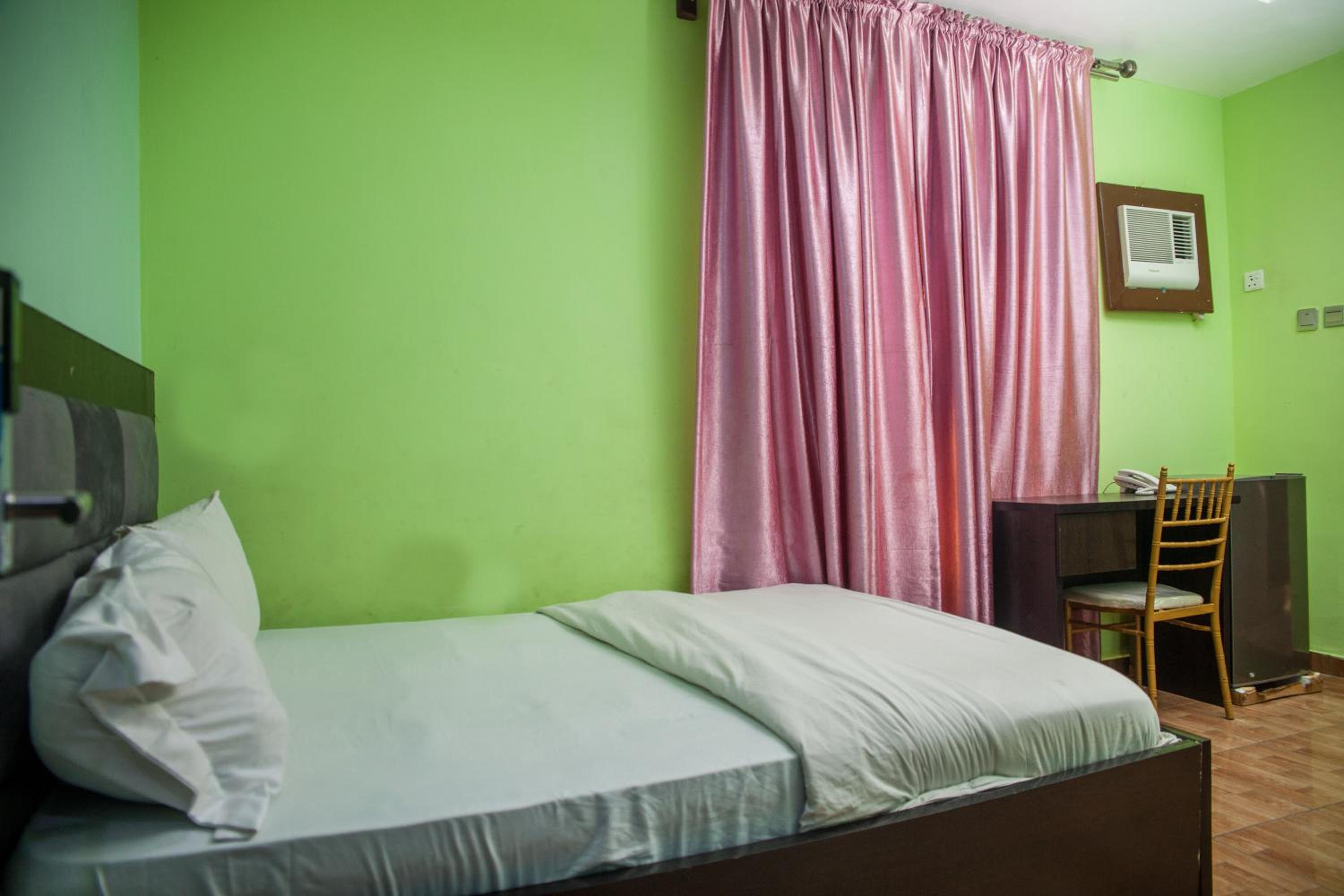 Emmy Hotels & Suites