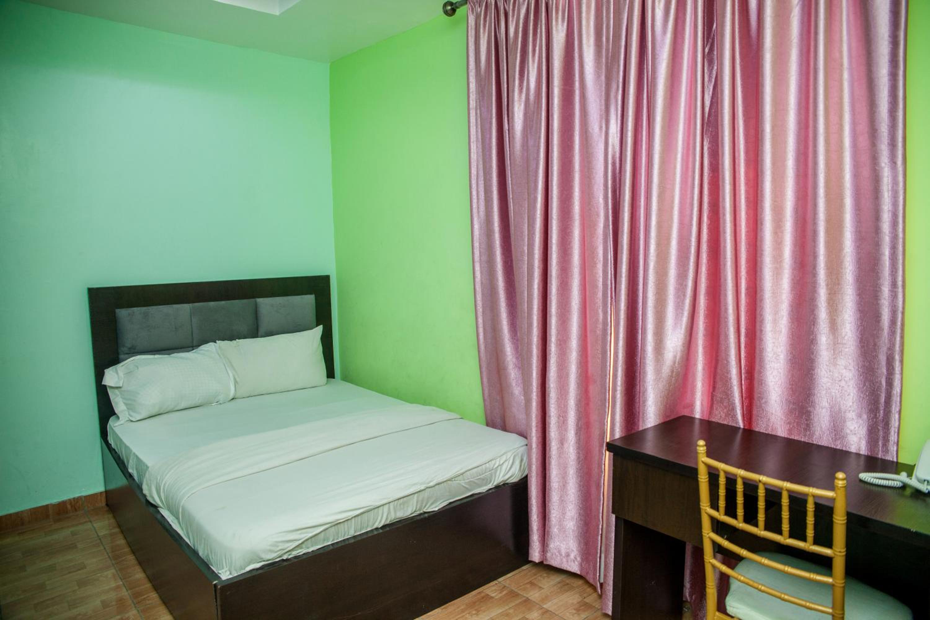 Emmy Hotels & Suites