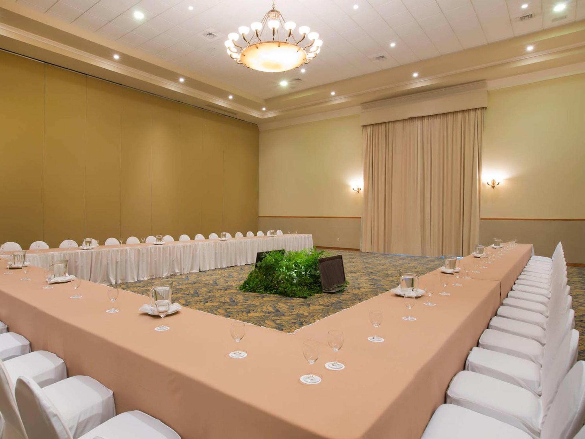 Paradise Village - Property Image 74