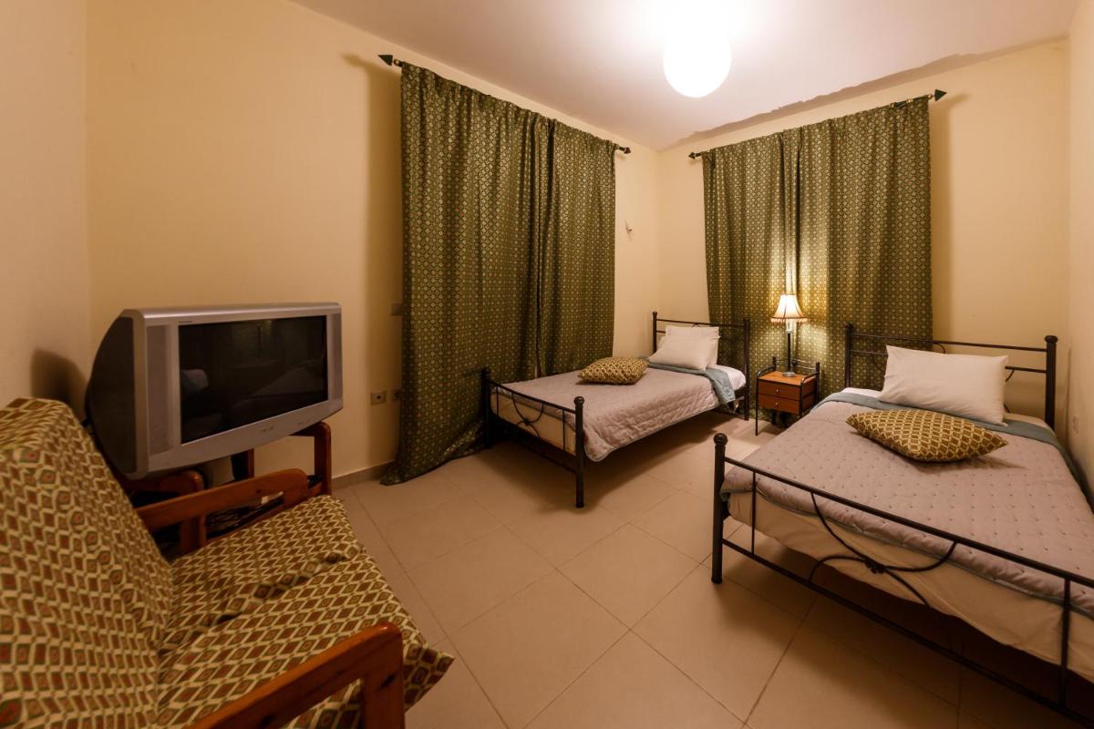 Dimitras House photo 5