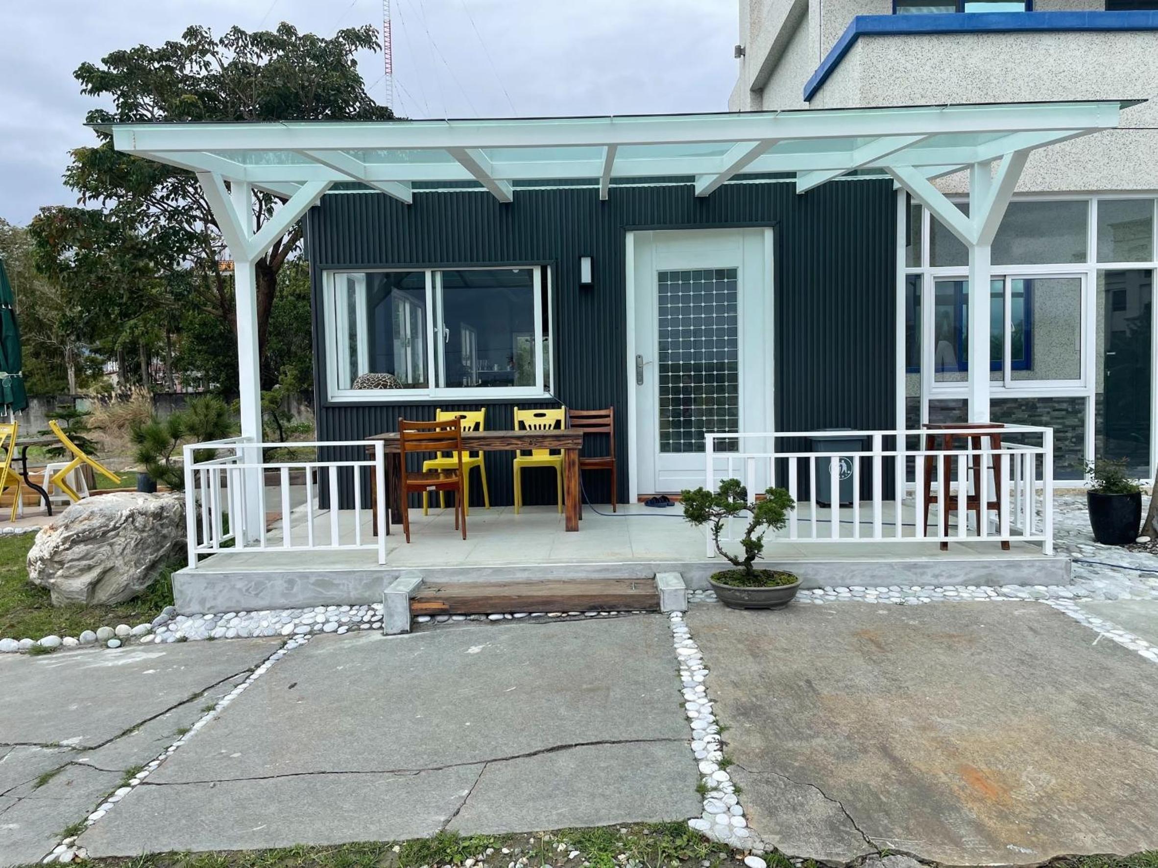 海邊名人50電梯民宿 專屬停車場 view 5