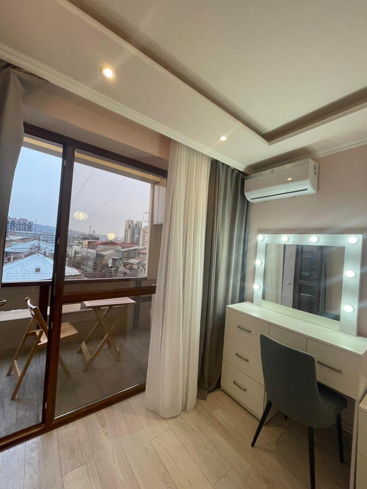 Deluxe apartment in the city center