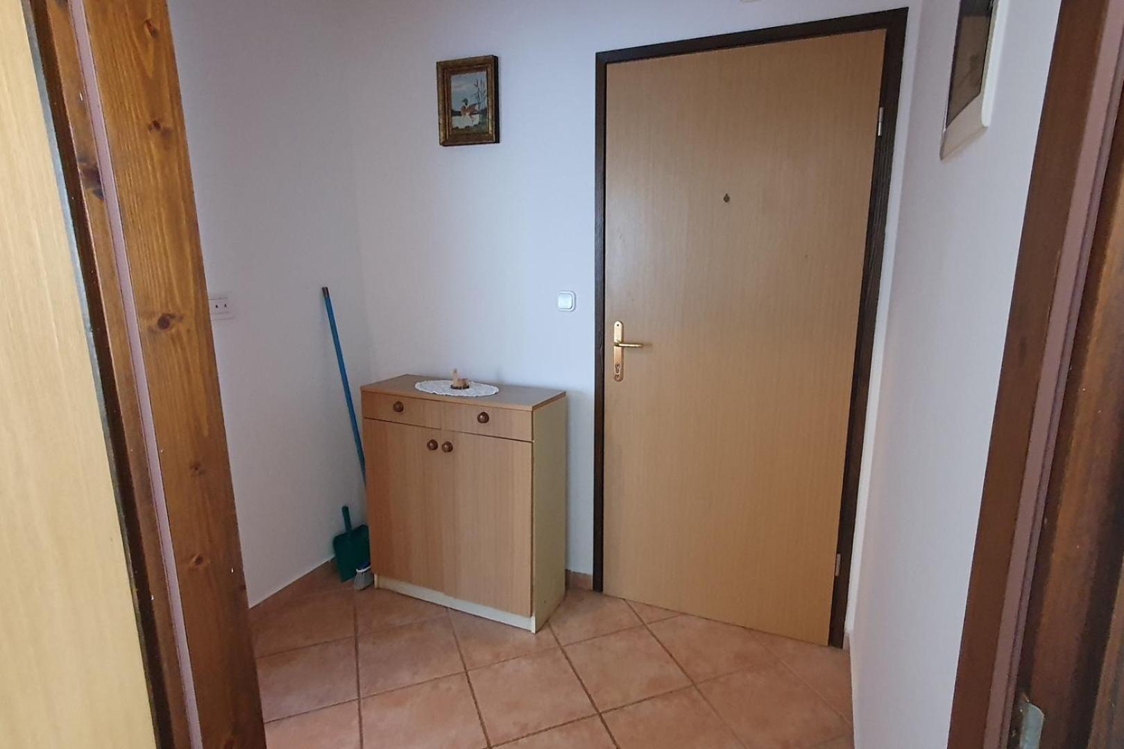 Photo 34