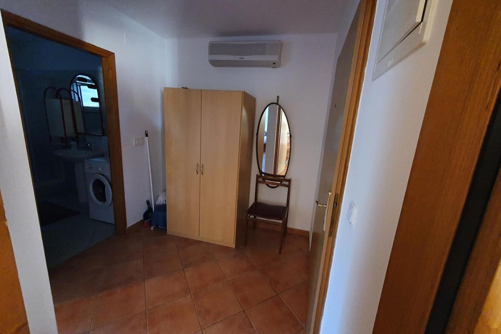 Photo 37