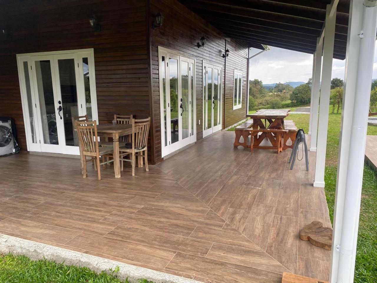 Cabana Guimarães