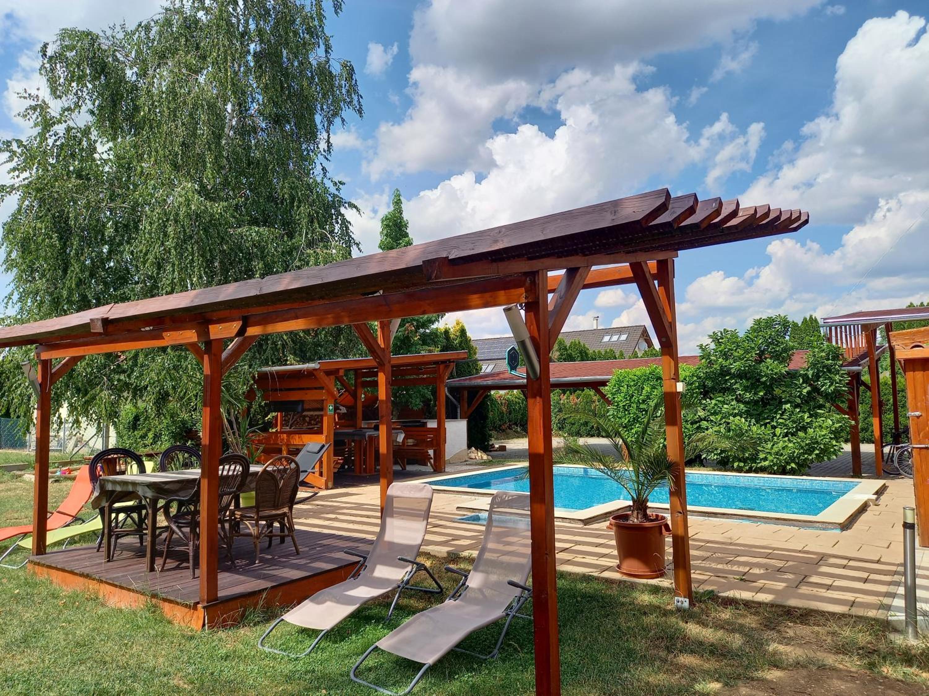 Médea Apartman view 2