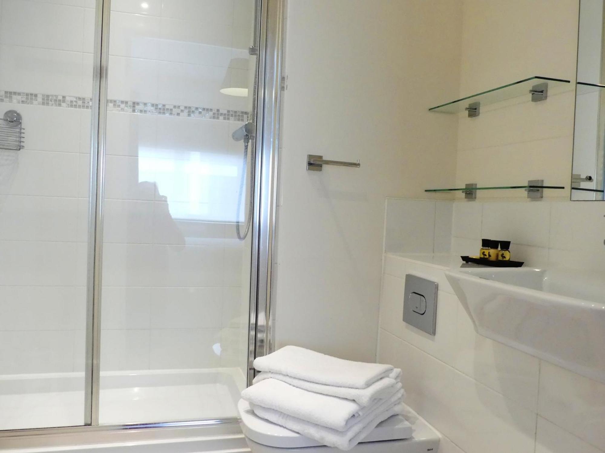 Basingstoke Vacations - Western Gate, Executive Central Apartments - Property Image 19