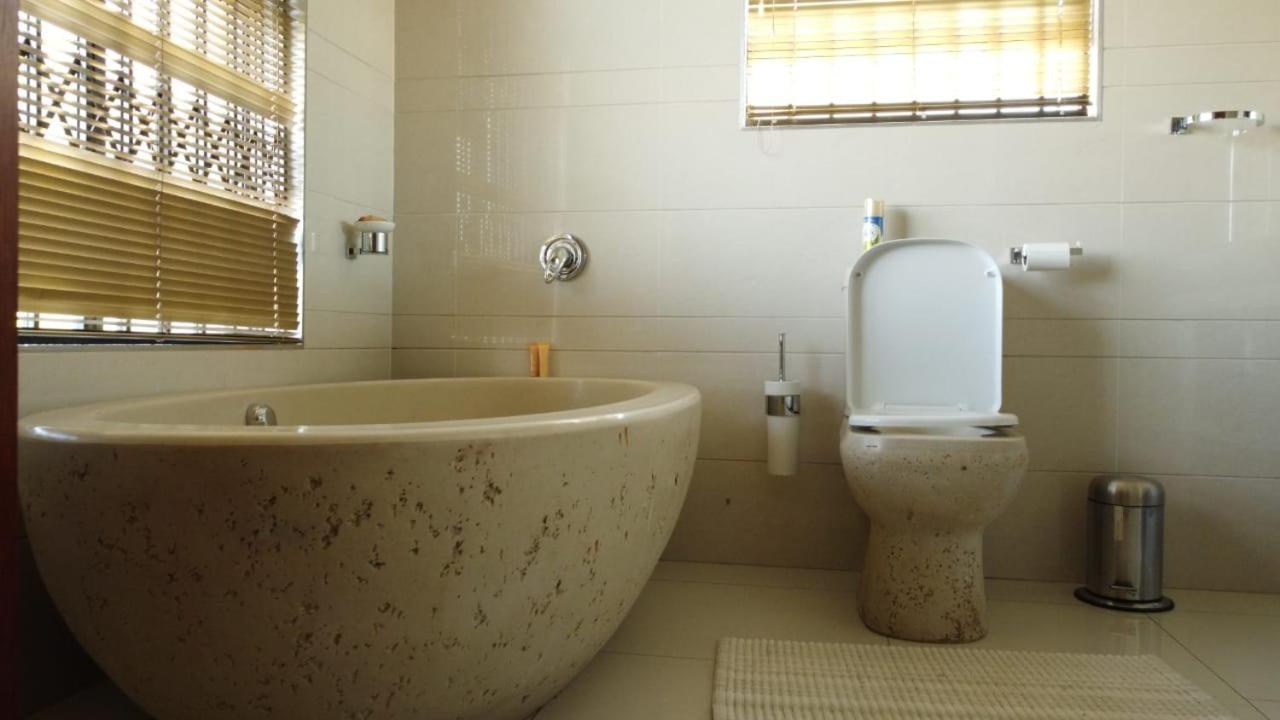 Honolulu Lifestyle Guest Lodge