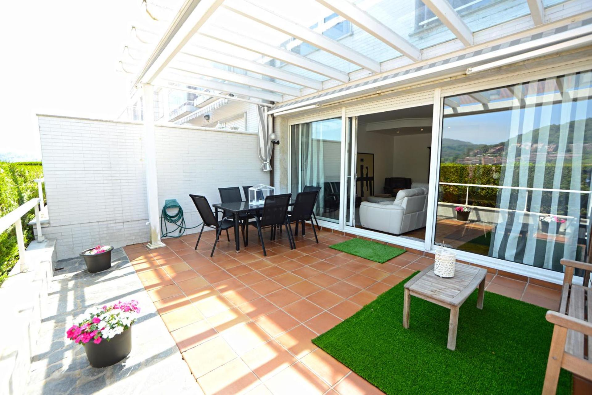 Go Donosti Villa Berio view 3