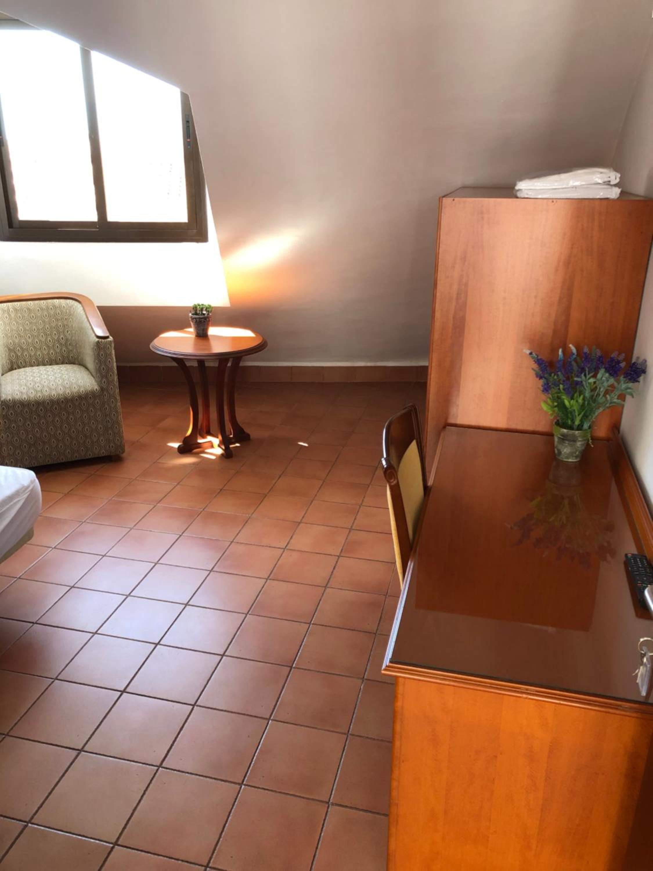 I AM La Posada Hotel and Apartment