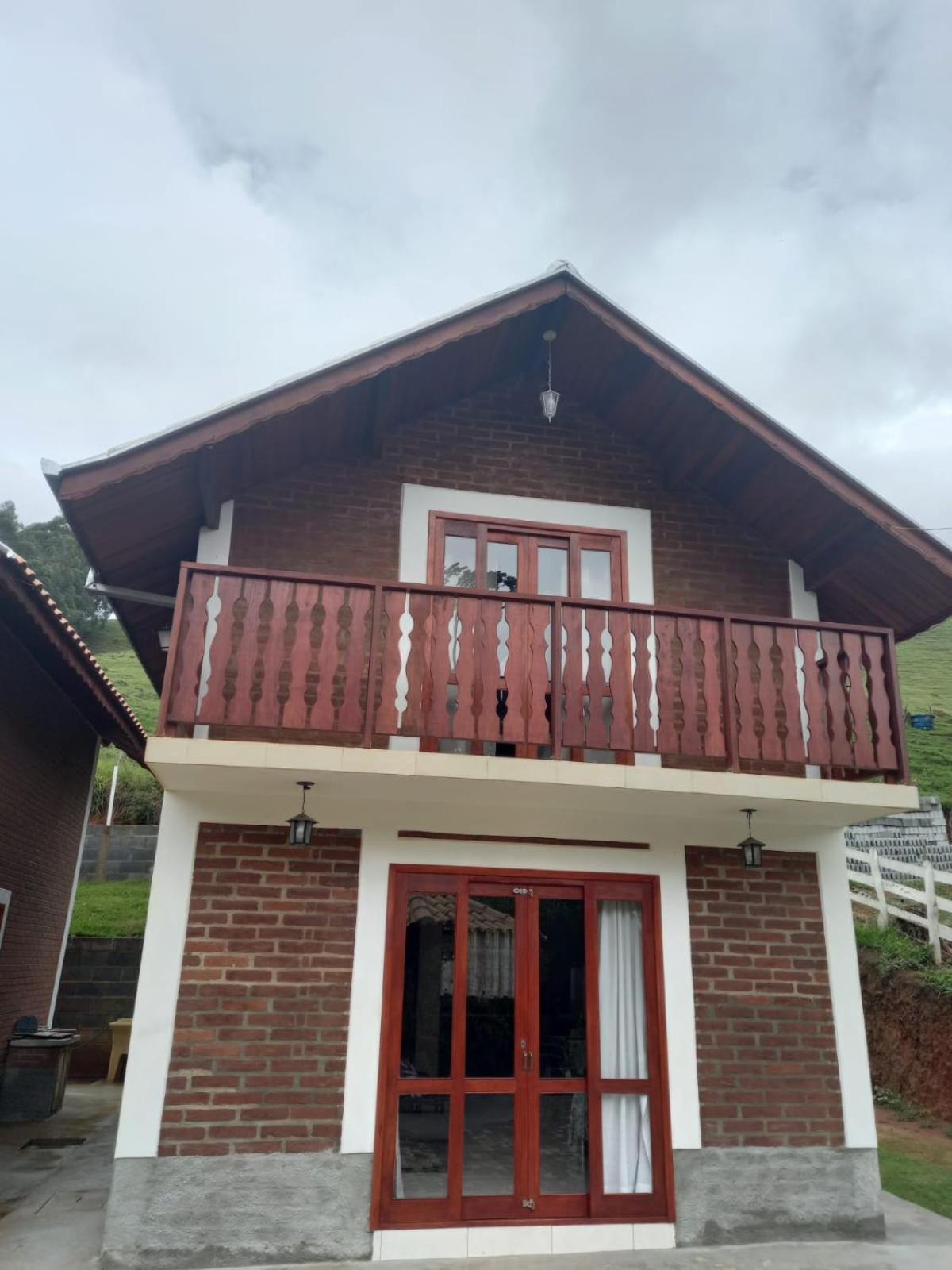 Chalé Família view 5