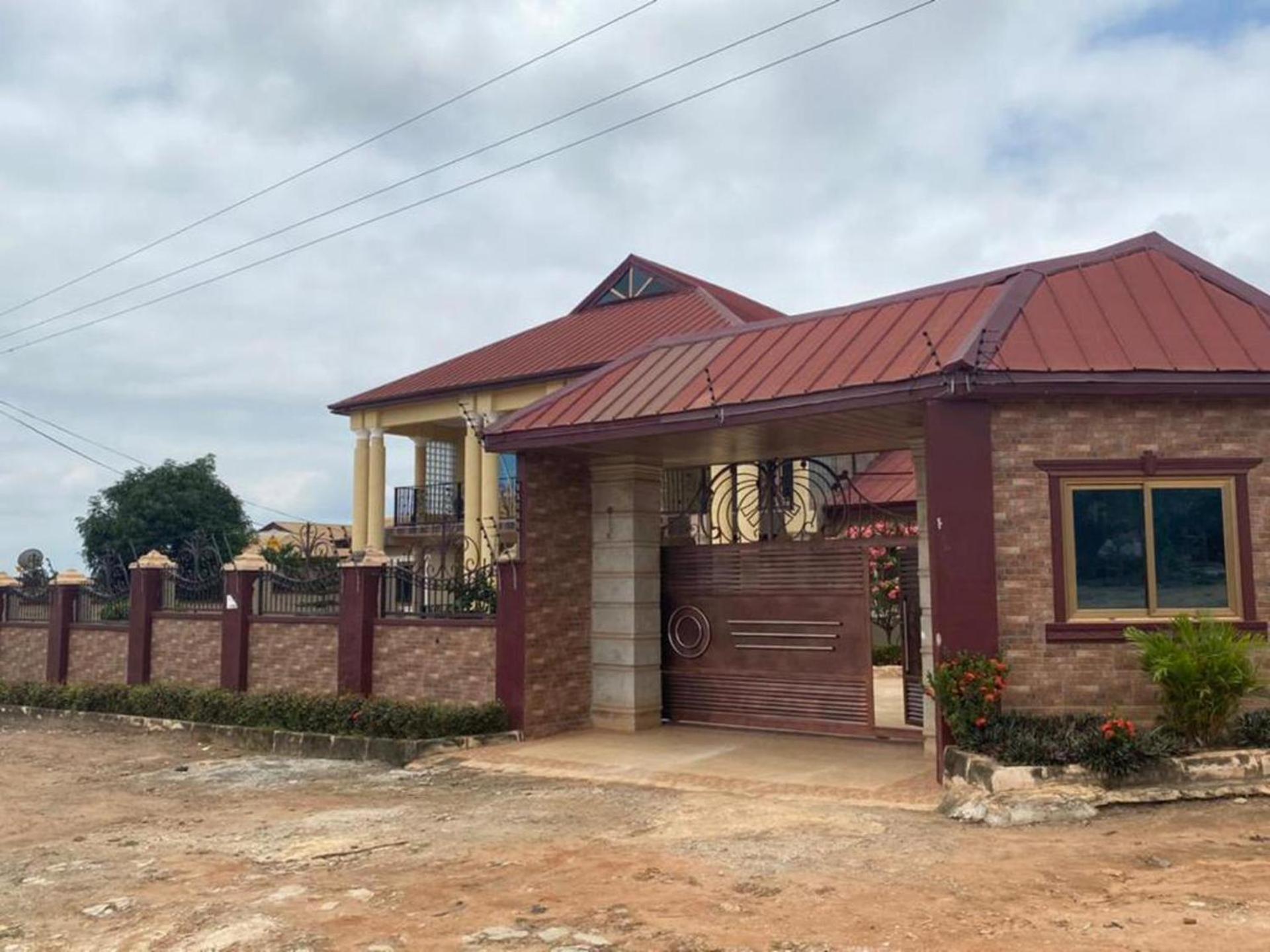 Cozy Kumasi Apartment with 2 Bedrooms view 3