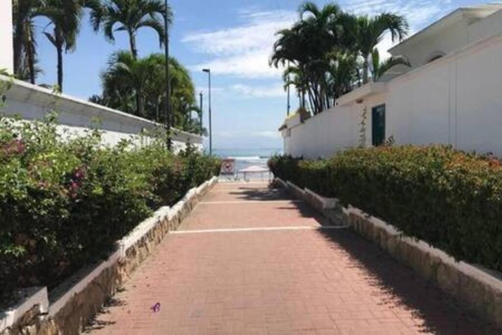 Punta Barandua Beach Department