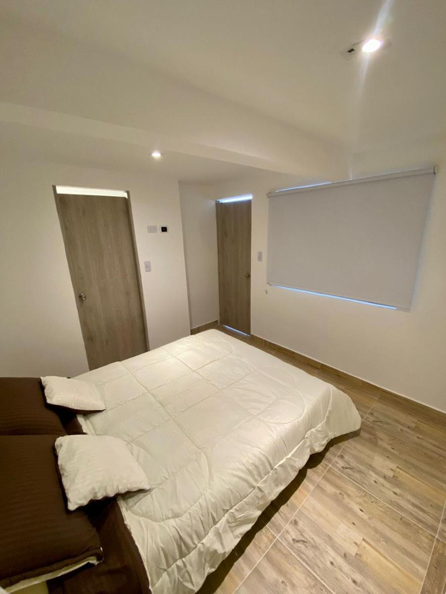 Hotel Habitaciones tipo hotel con terraza - Image 1