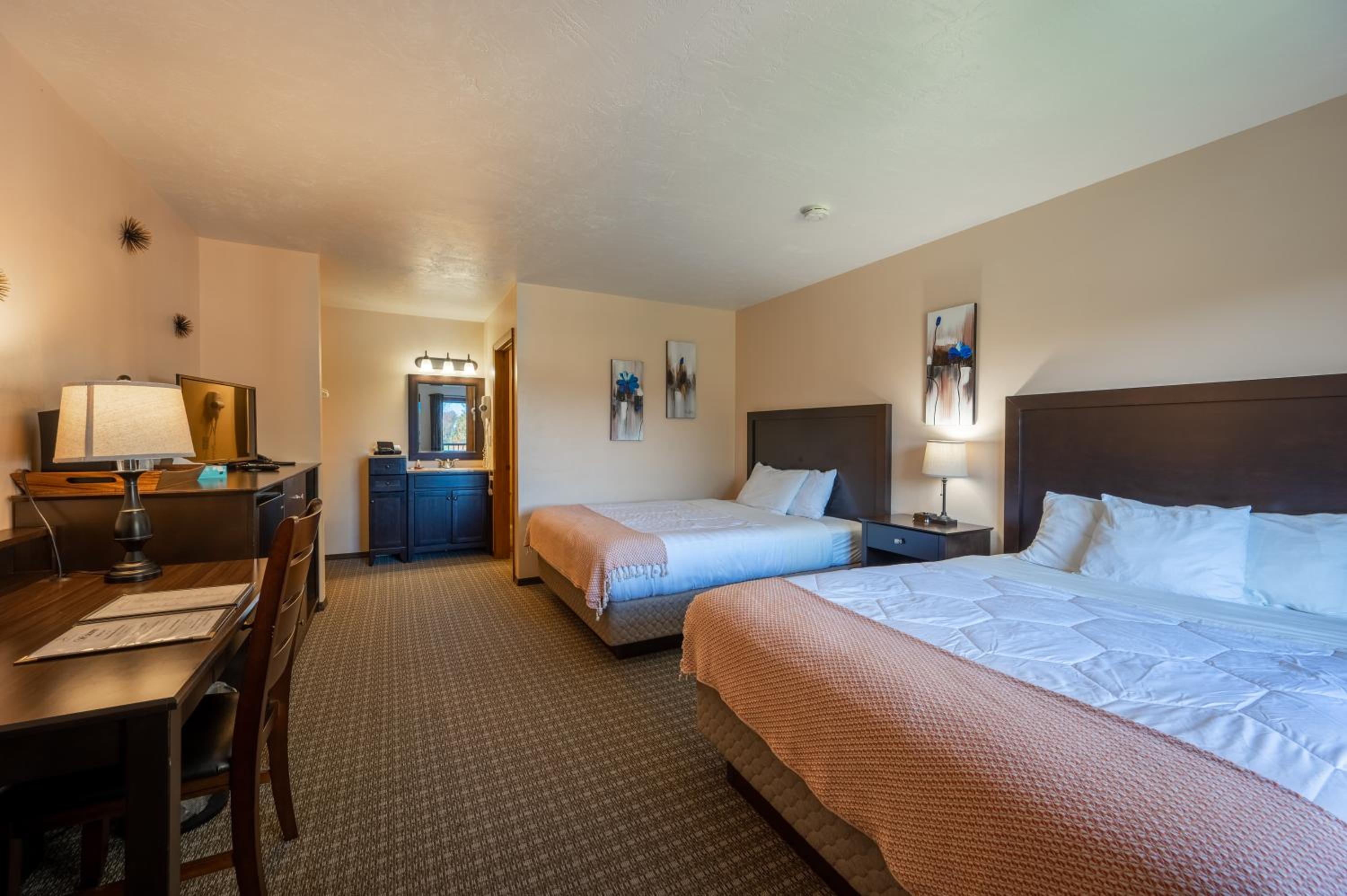 Sister Bay Inn