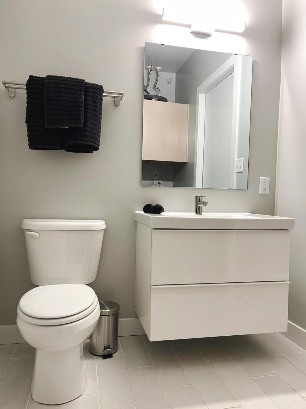 Des Moines Vacations - Sleepover Studio Apartments Des Moines - Property Image 3