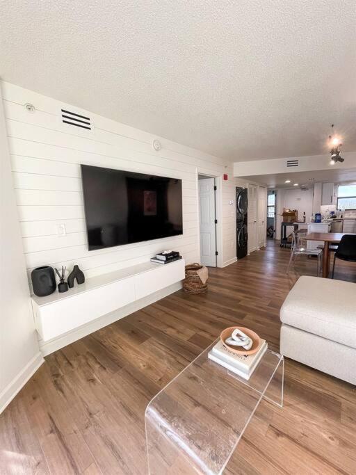 NEWLY Reno Beach Condo The beach is your backyard view 4