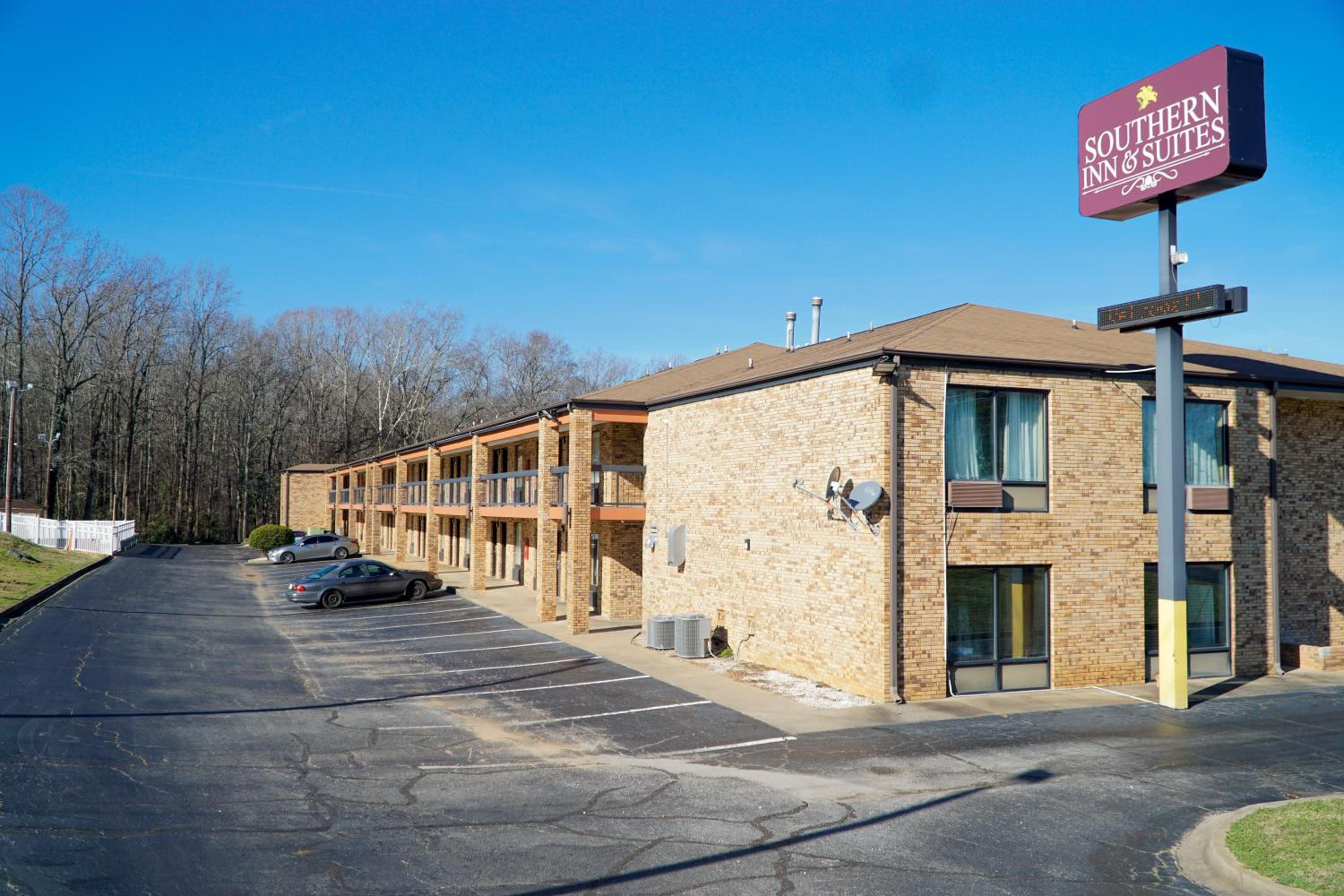 Southern Inn and Suites view 2