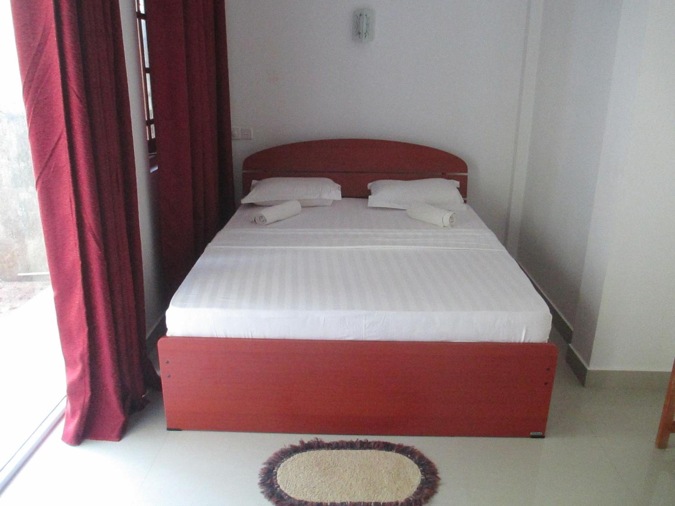 Yala River Face Inn