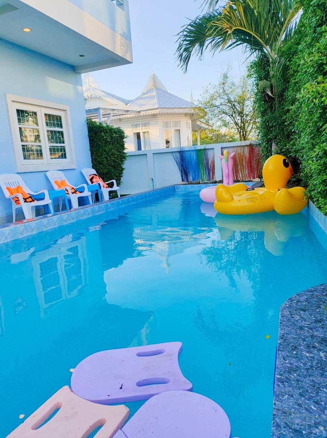 350m to beach pool villa view 4