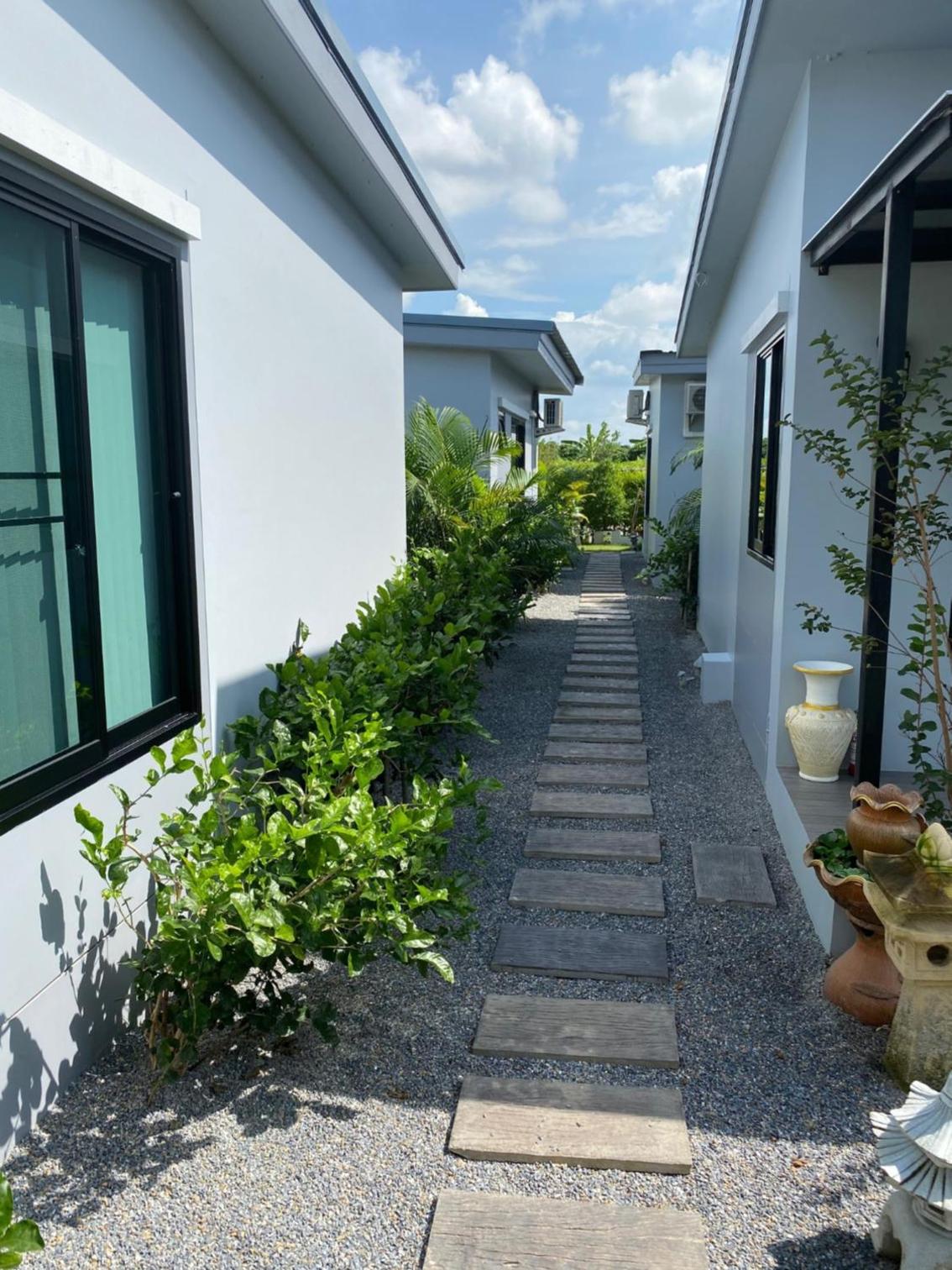 SB Holiday Resort
