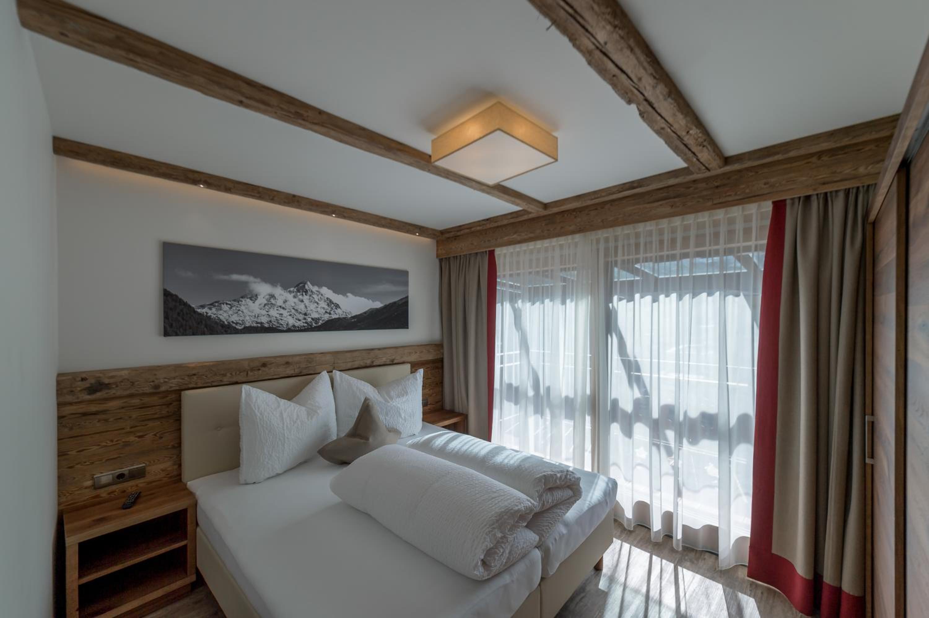 The Lodge by Regina view 5