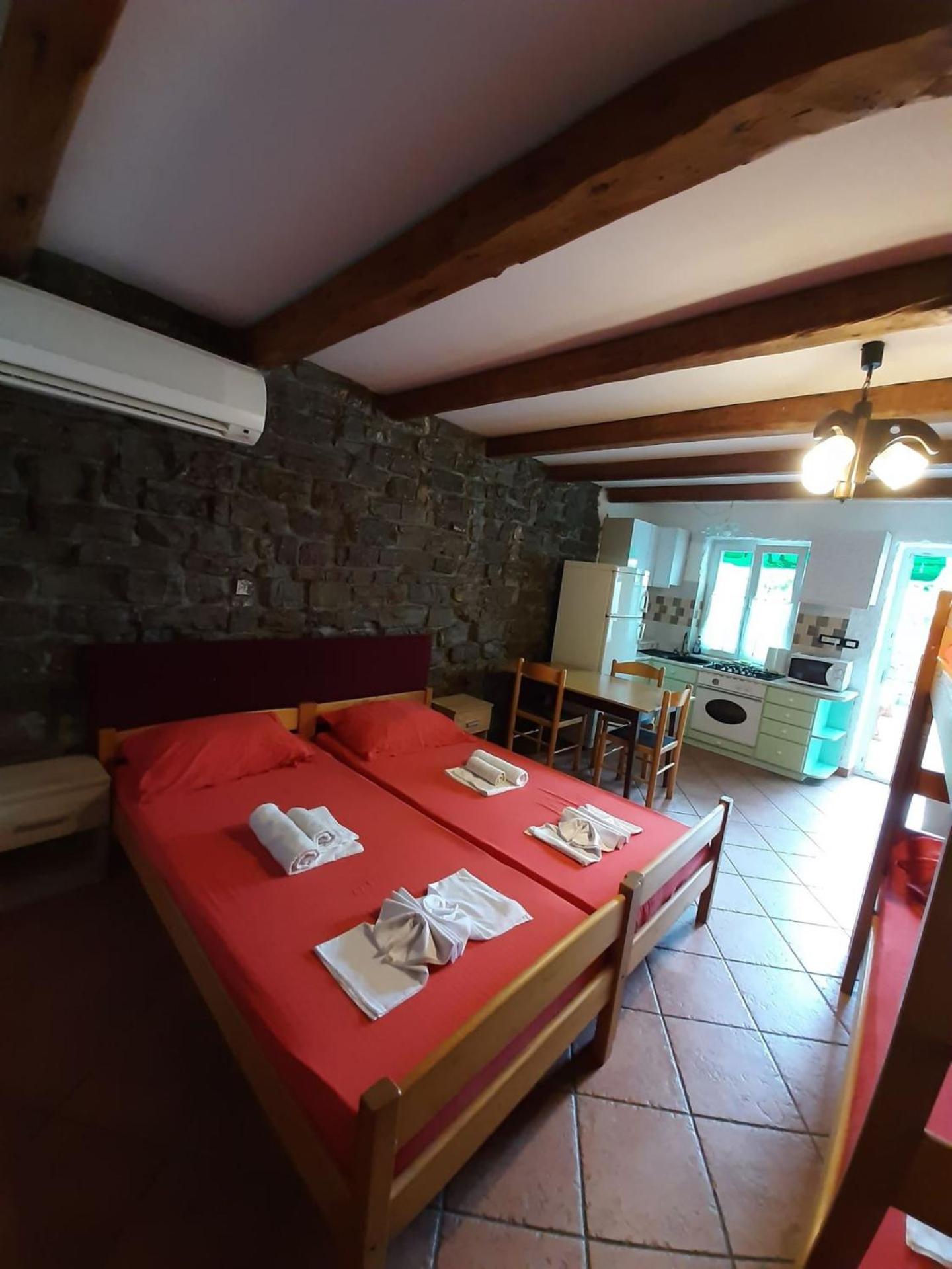 Apartments Vidic view 4