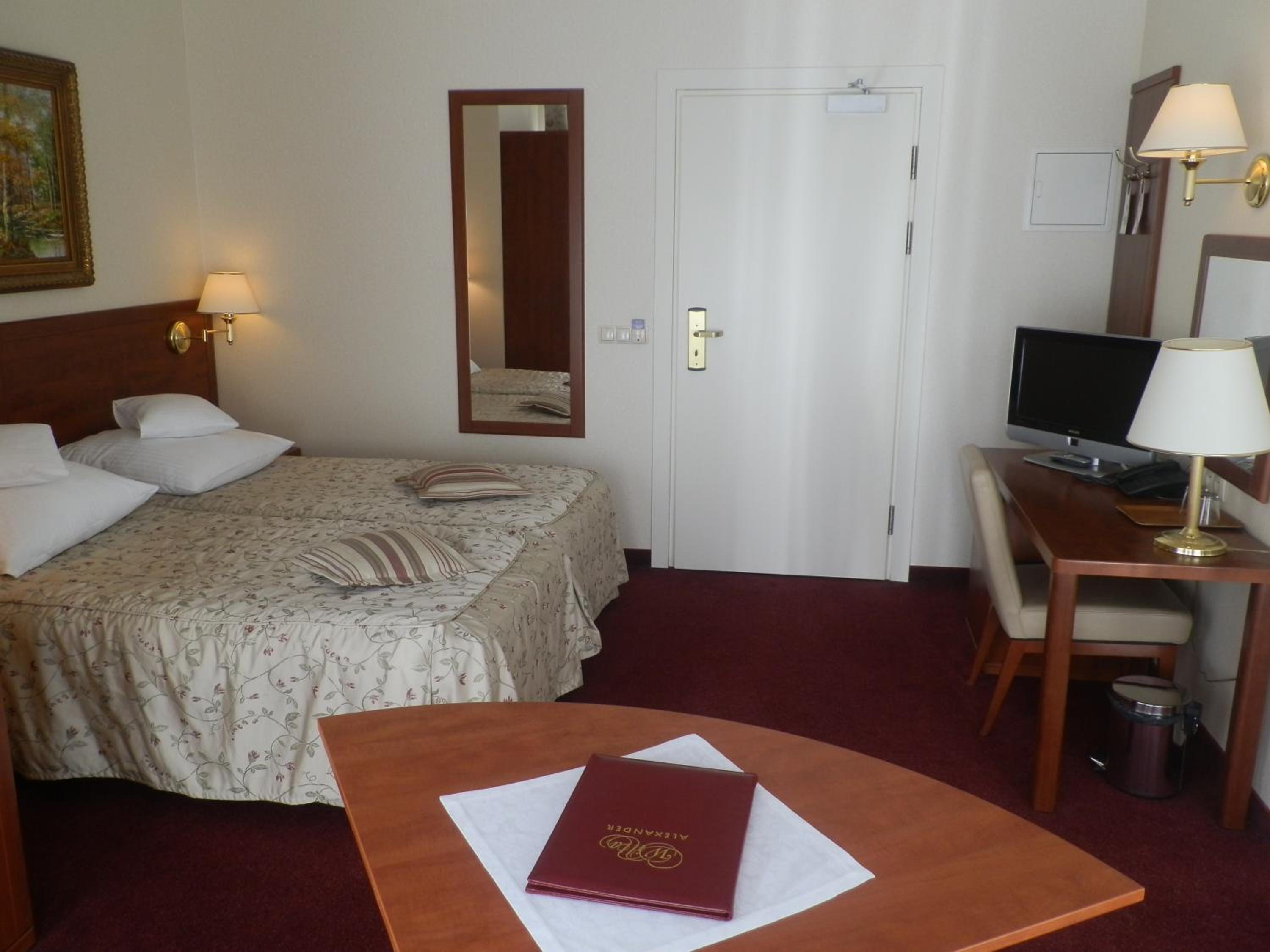 Willa Alexander Resort & SPA - caloroczny kryty BASEN