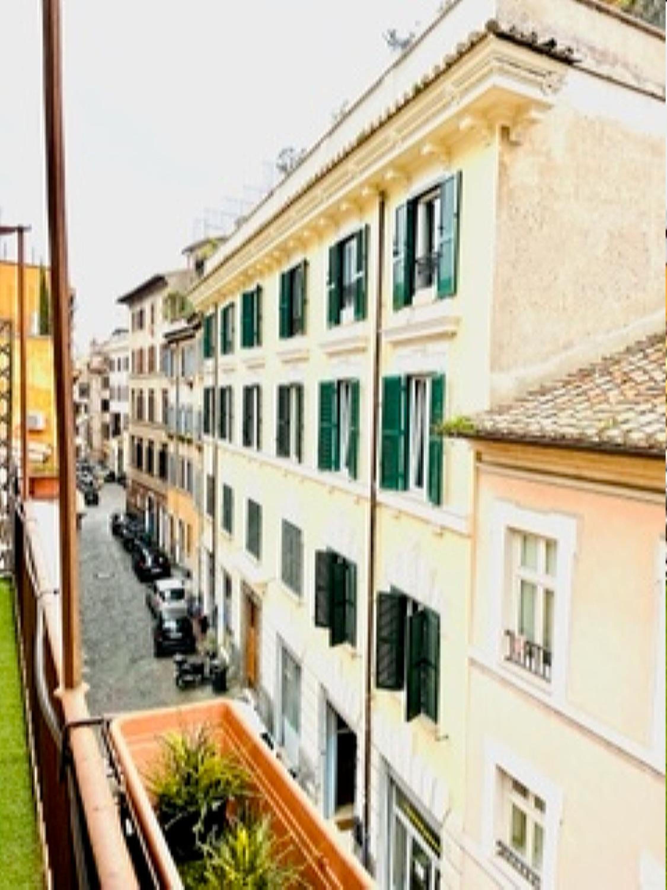 Casa Luce — Rome