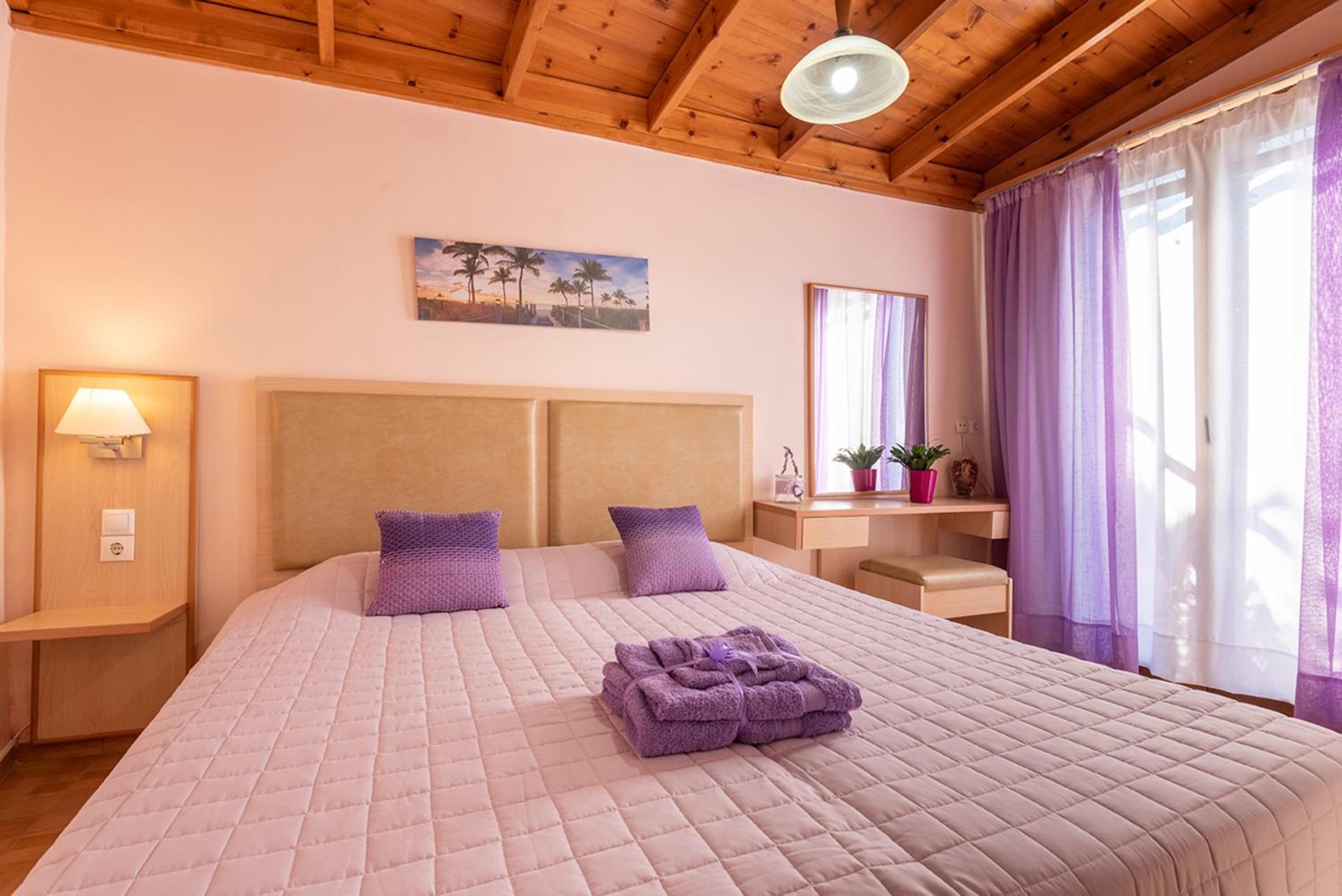 Maria’s home with Terrace, close to the Beach photo 4