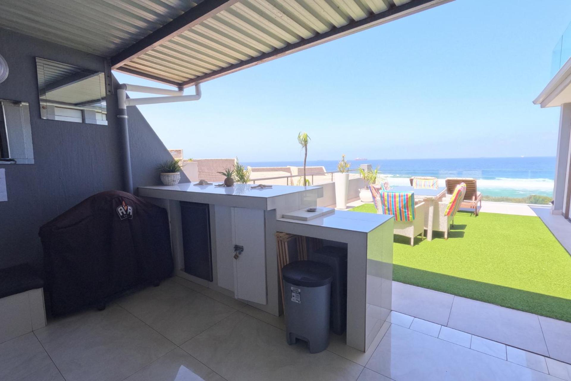 Balcony or terrace at Licorna Beach 41 Umhlanga, Durban