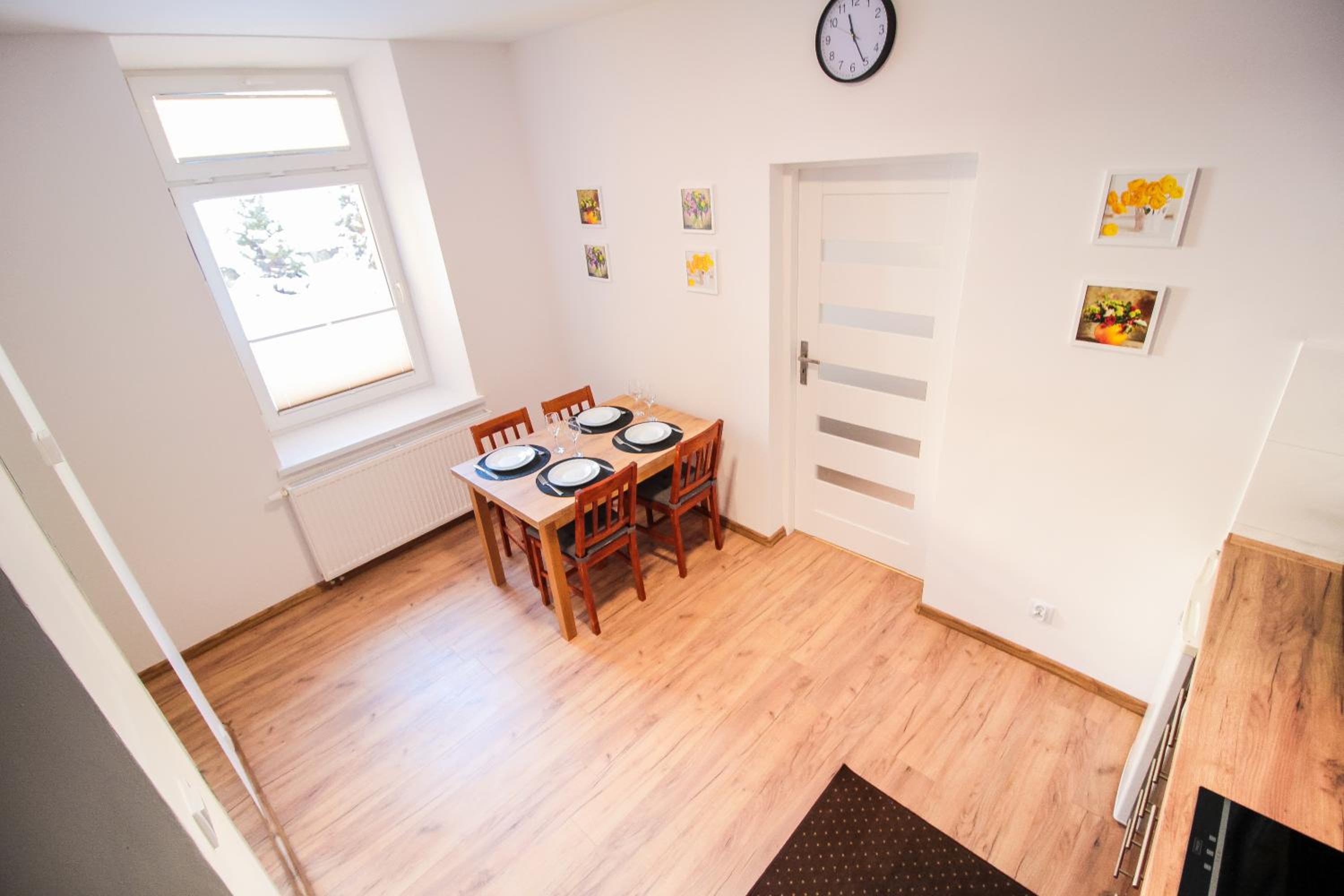 Apartament City Center Standard 3 view 4