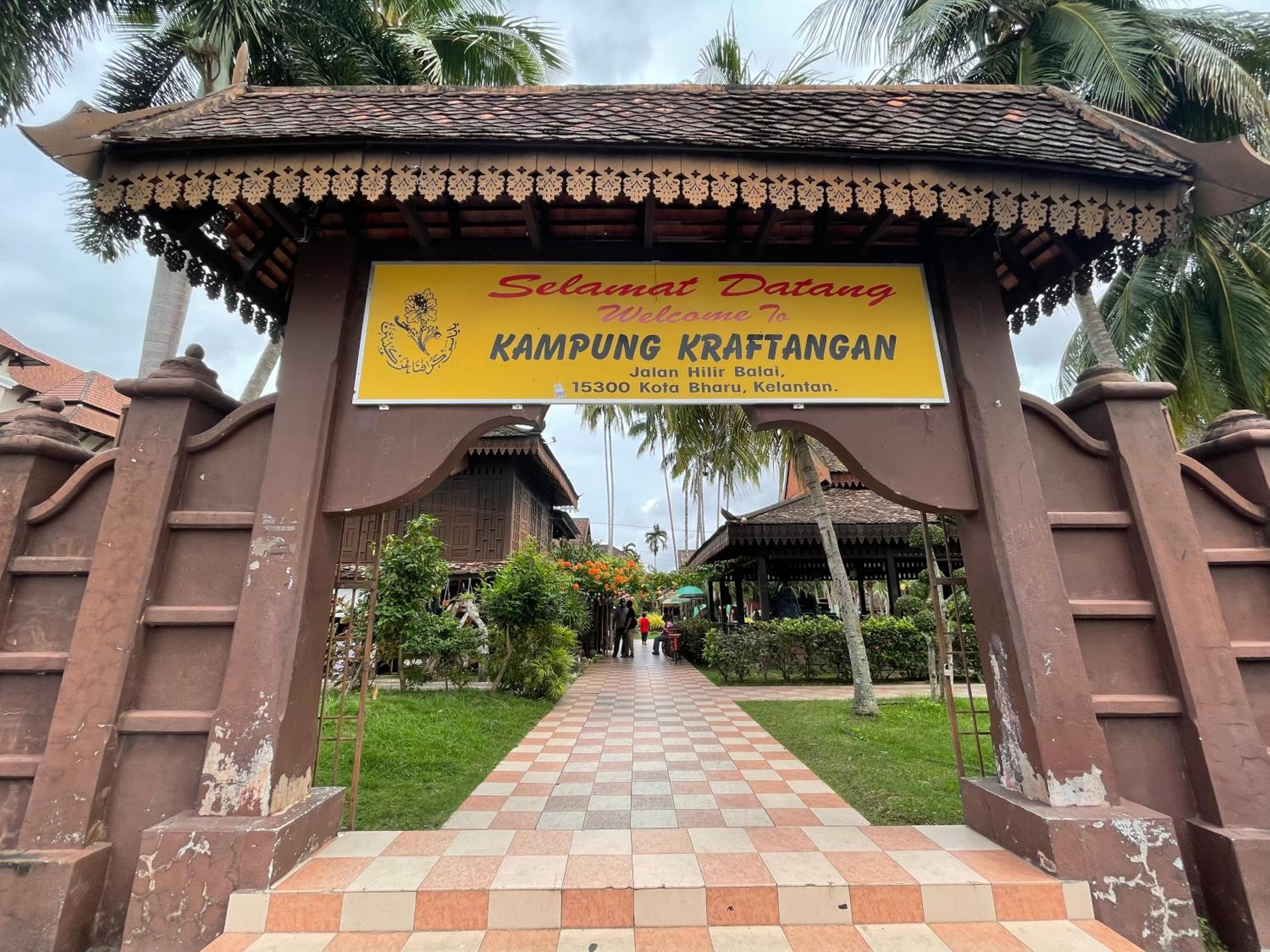 Wan Studiostay by Khalifa Suites view 2